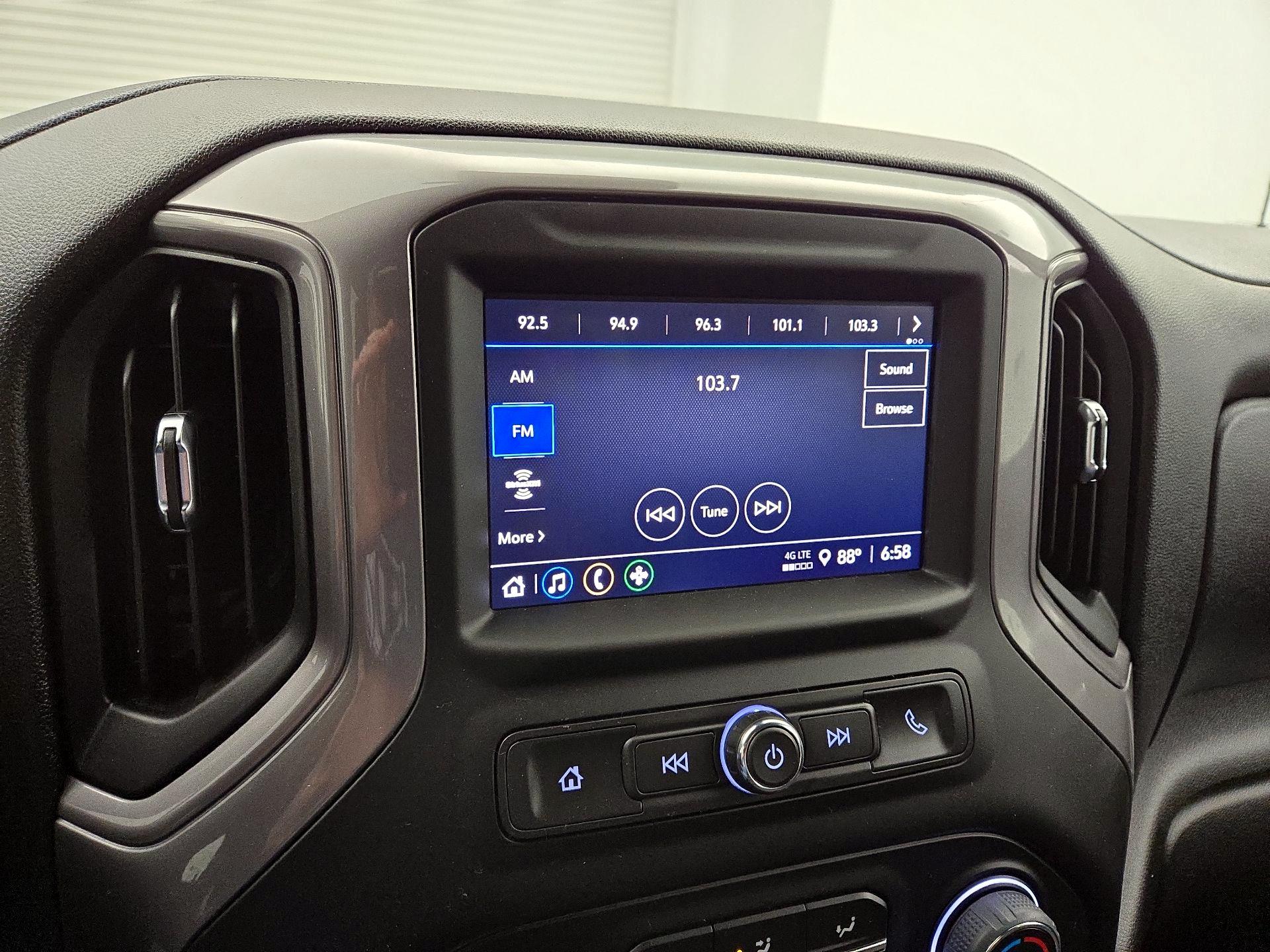 Thumbnail: 2022 Chevrolet Silverado 1500 - 15