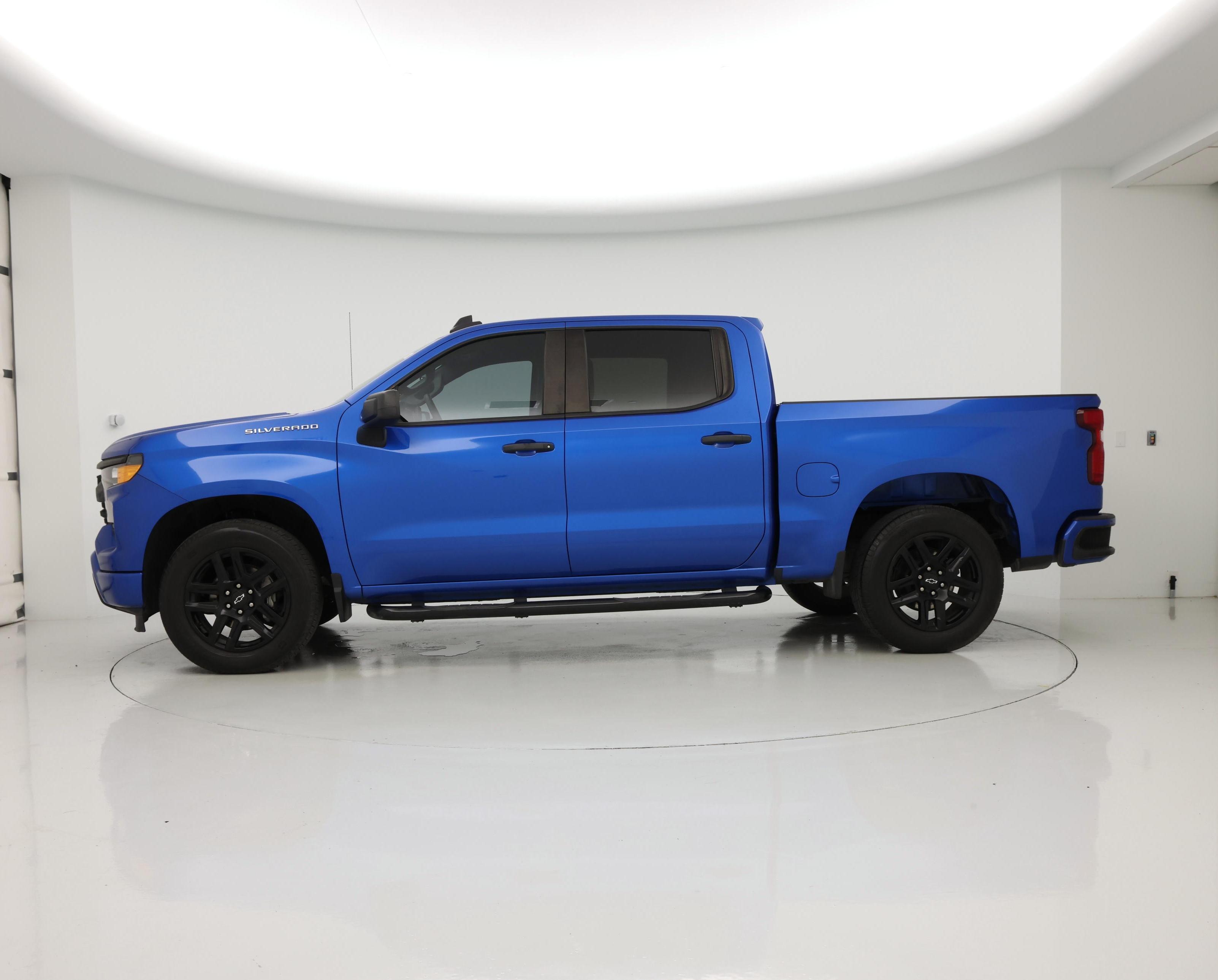 Thumbnail: 2022 Chevrolet Silverado 1500 - 3