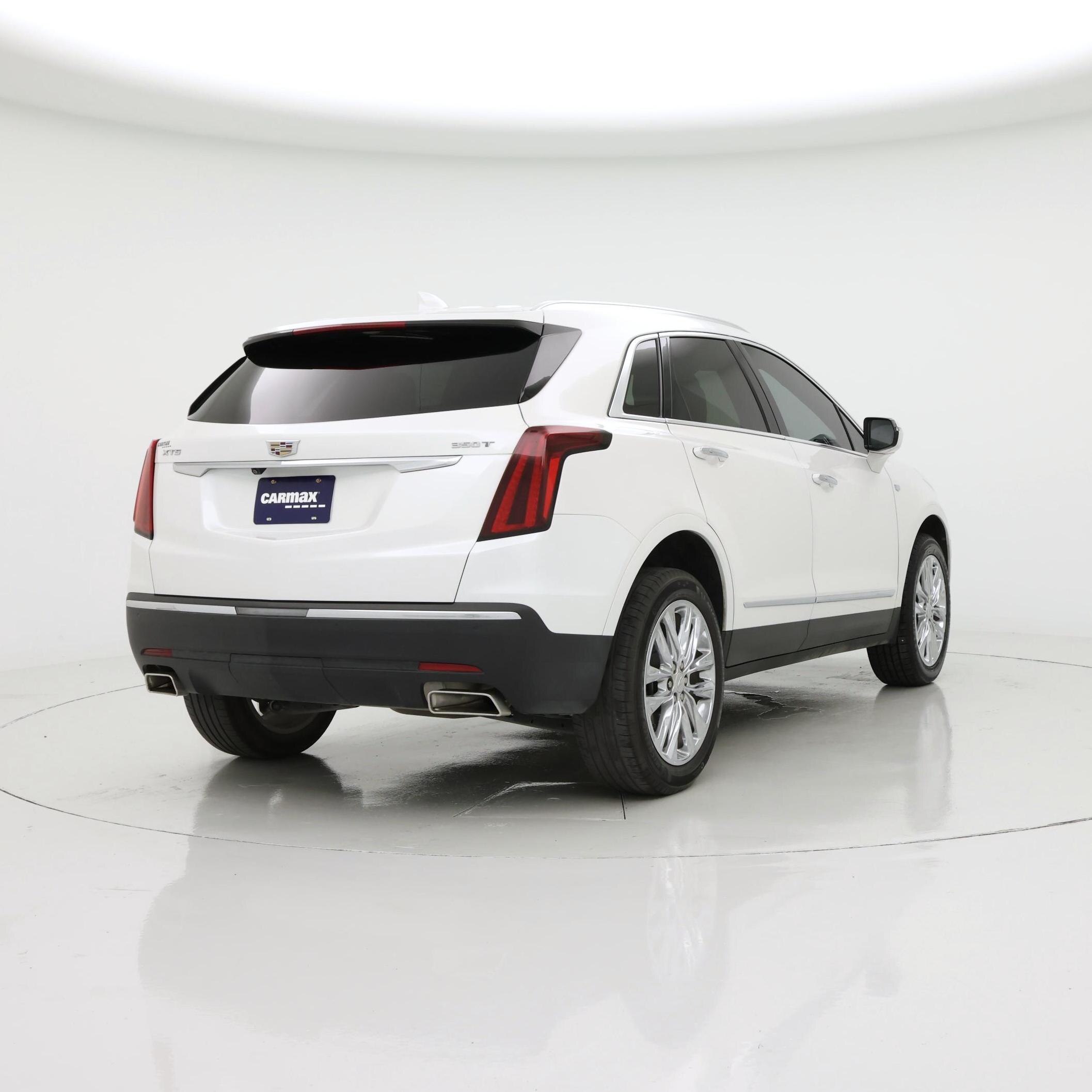 Thumbnail: 2022 Cadillac XT5 - 8