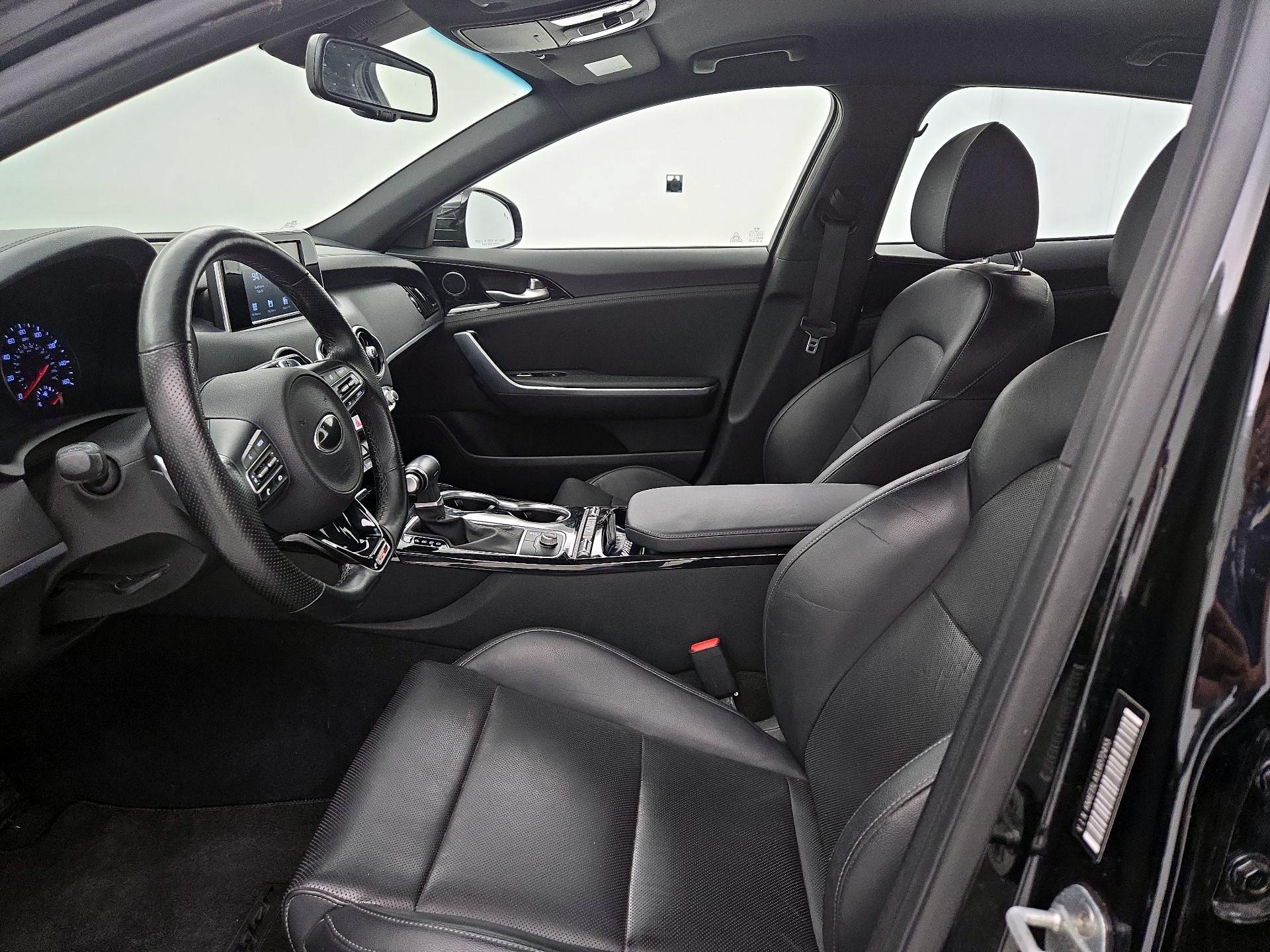 Thumbnail: 2020 Kia Stinger - 11