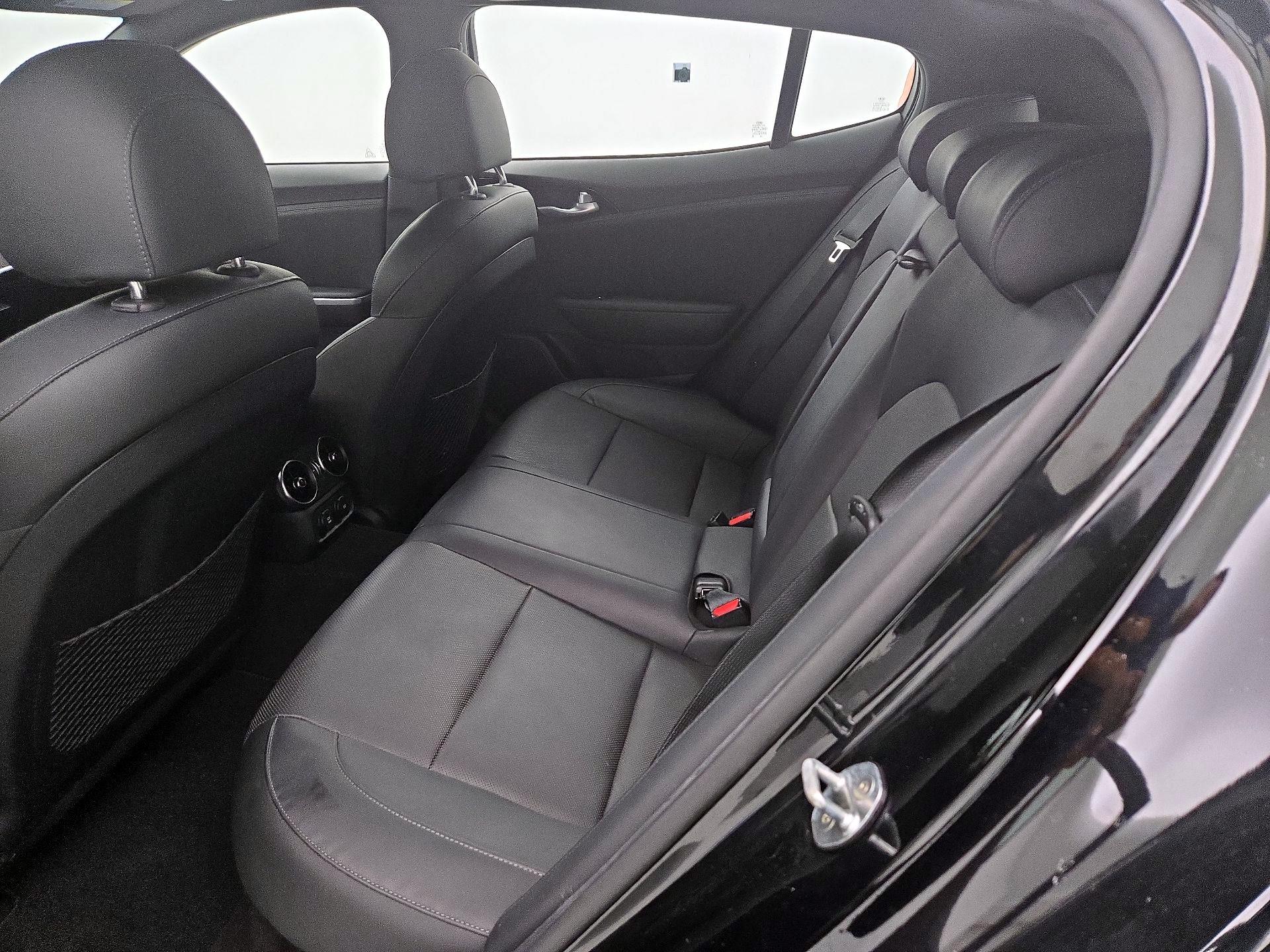Thumbnail: 2020 Kia Stinger - 19