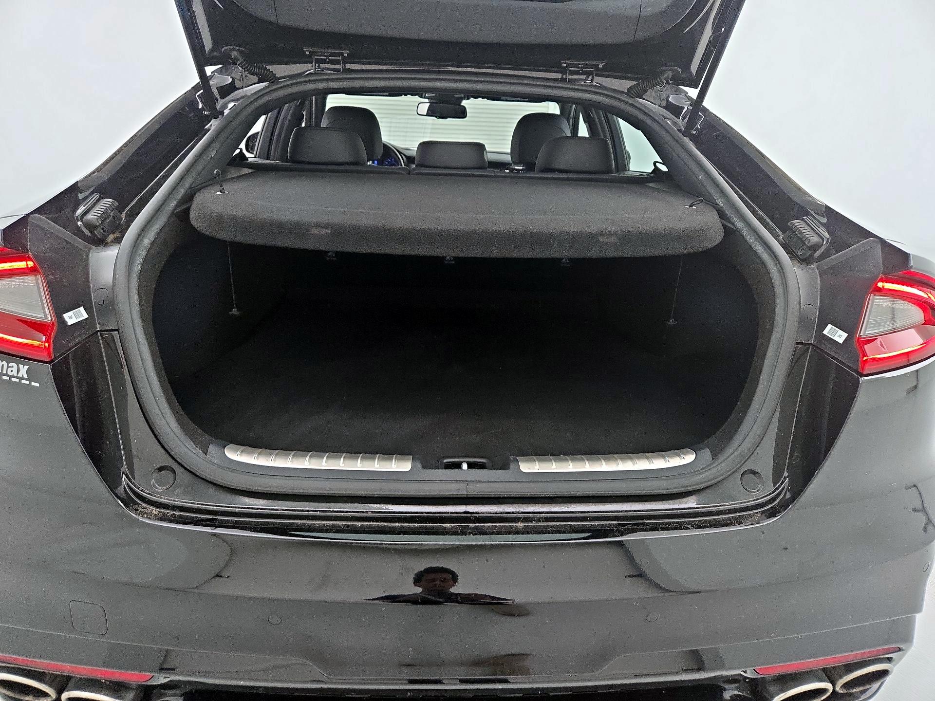 Thumbnail: 2020 Kia Stinger - 20