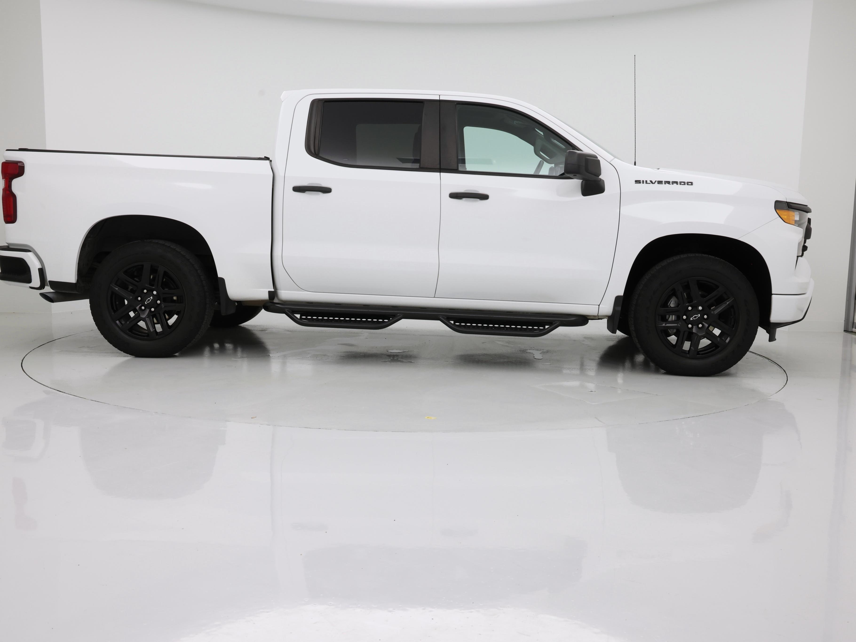 Thumbnail: 2023 Chevrolet Silverado 1500 - 7