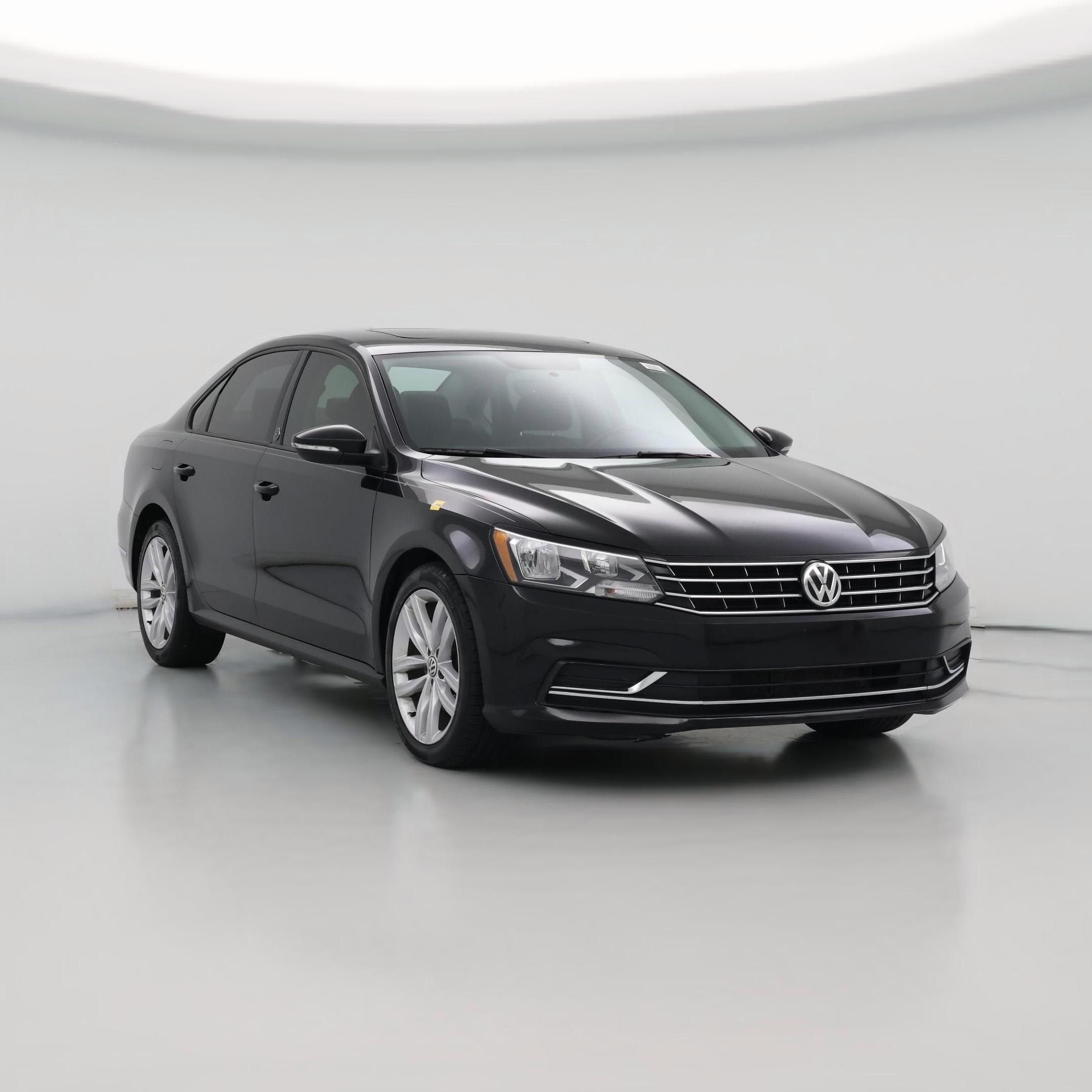 Thumbnail: 2019 Volkswagen Passat - 1