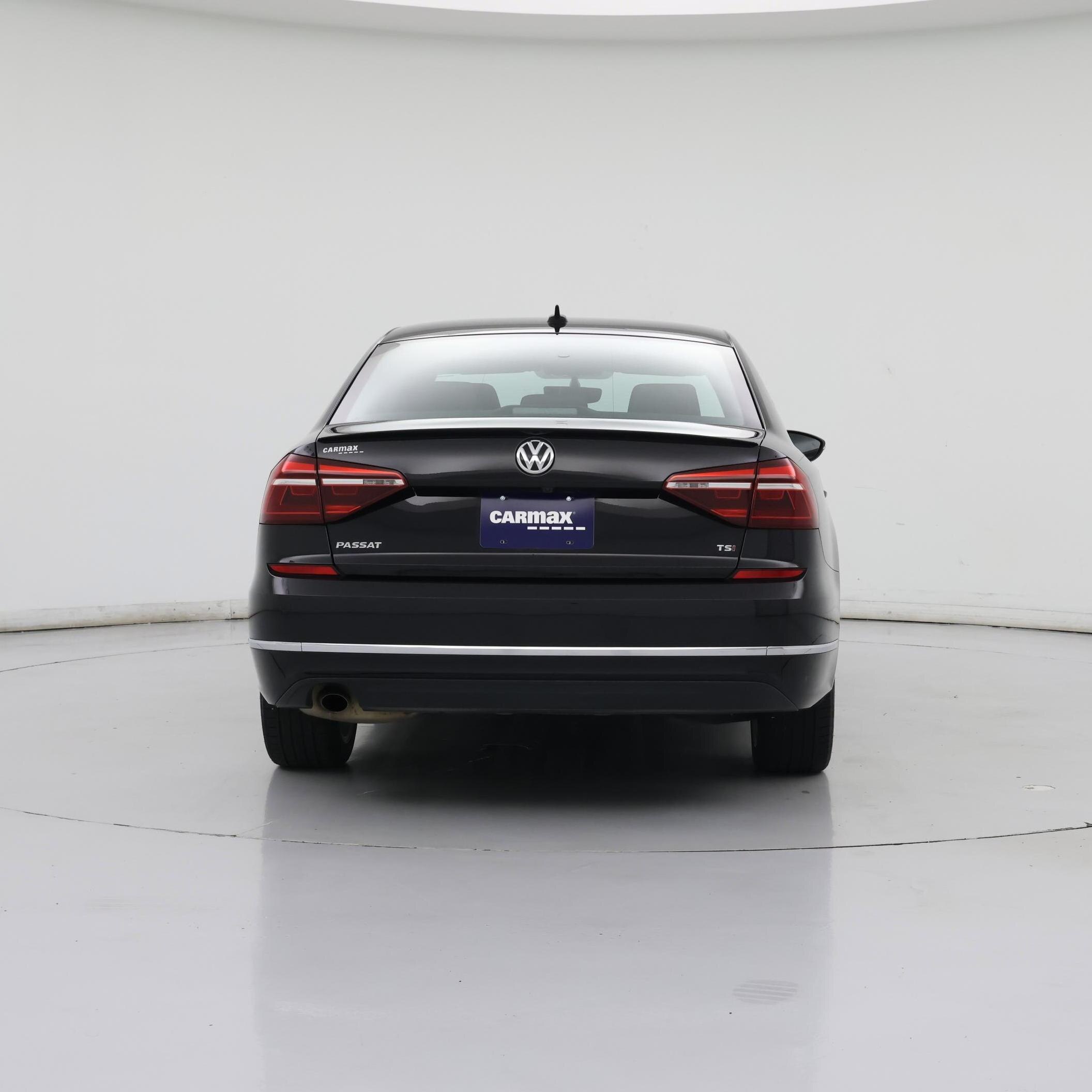 Thumbnail: 2019 Volkswagen Passat - 6