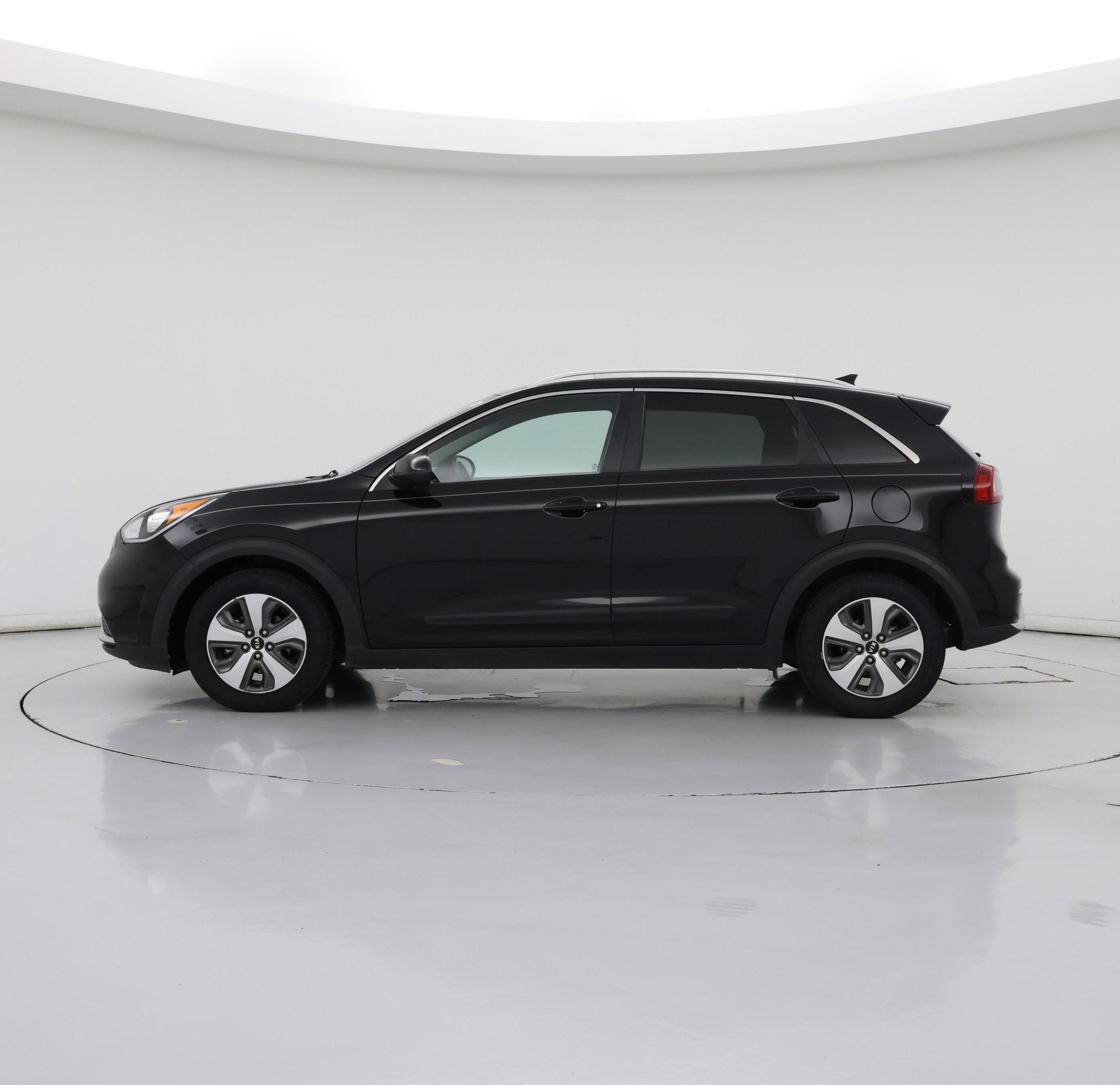 Thumbnail: 2018 Kia Niro - 3