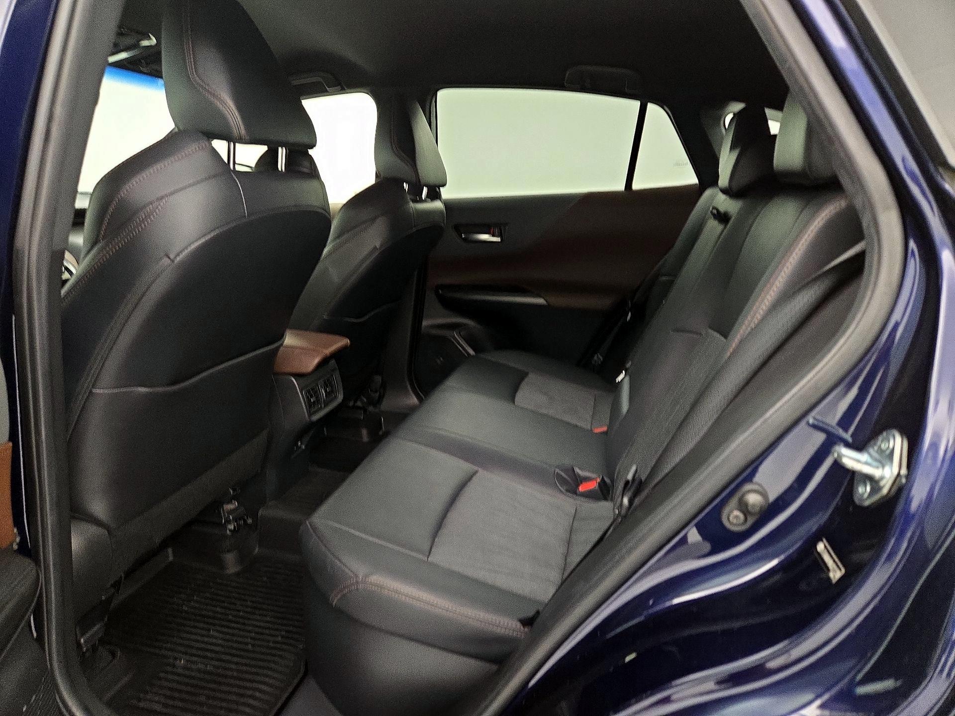 Thumbnail: 2021 Toyota Venza - 19