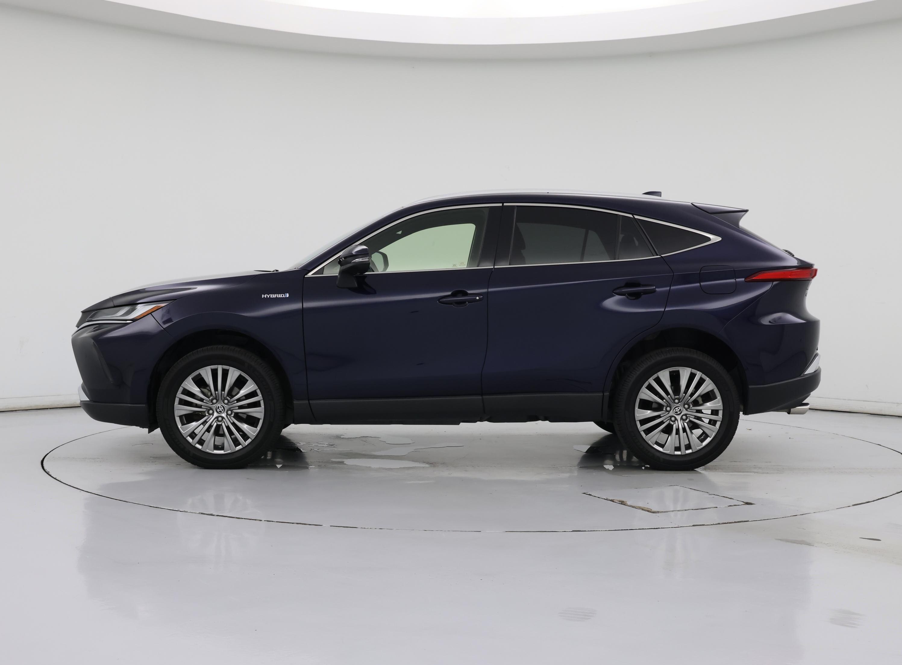 Thumbnail: 2021 Toyota Venza - 3