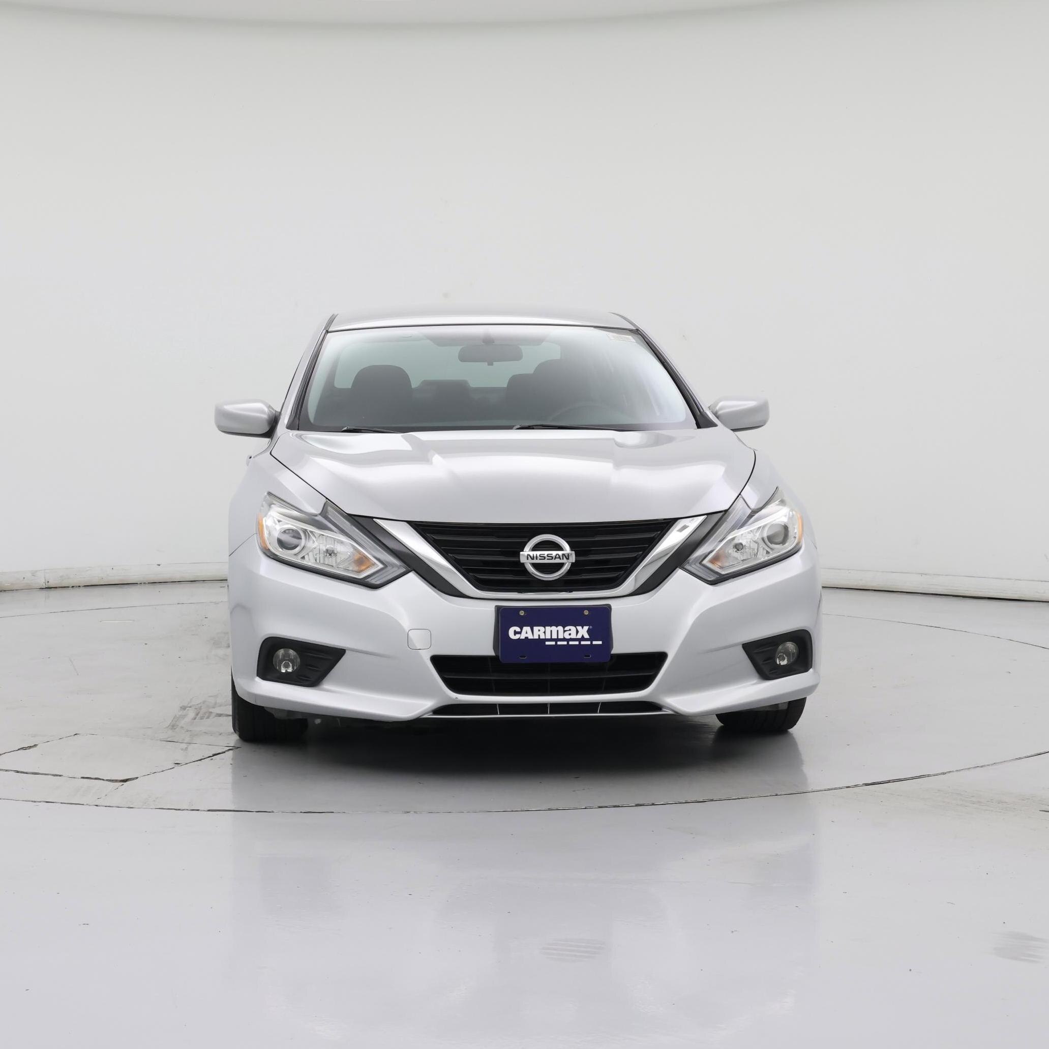 Thumbnail: 2016 Nissan Altima - 5