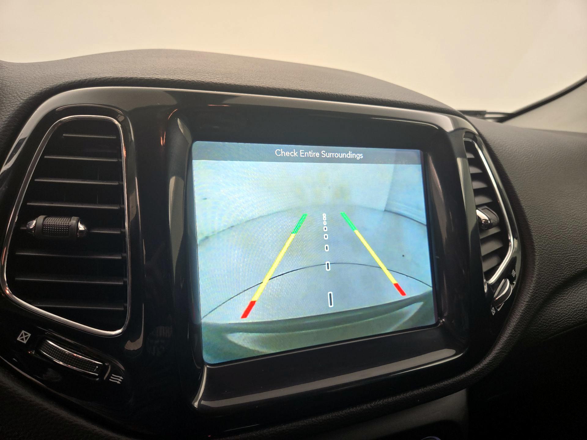 Thumbnail: 2018 Jeep Compass - 15