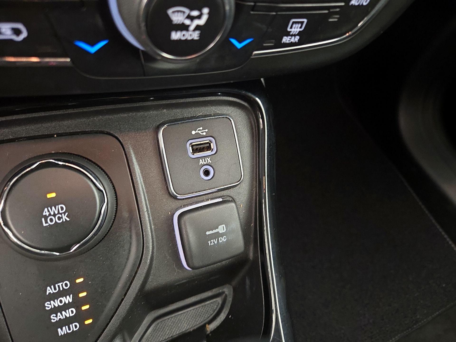 Thumbnail: 2018 Jeep Compass - 19