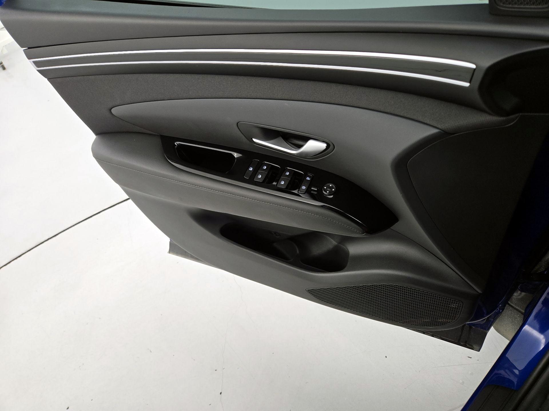 Thumbnail: 2022 Hyundai Tucson - 12