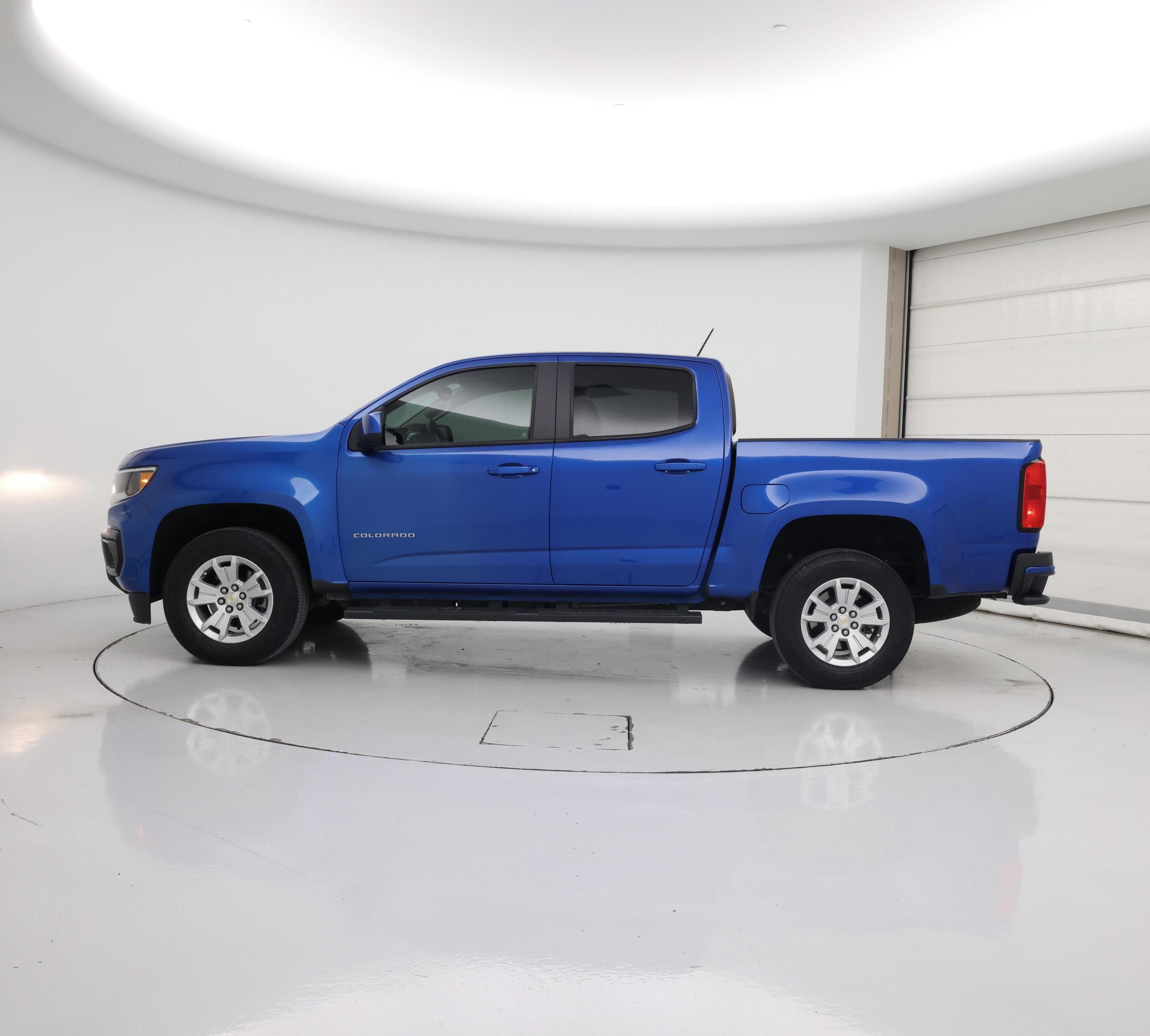 Thumbnail: 2021 Chevrolet Colorado - 3