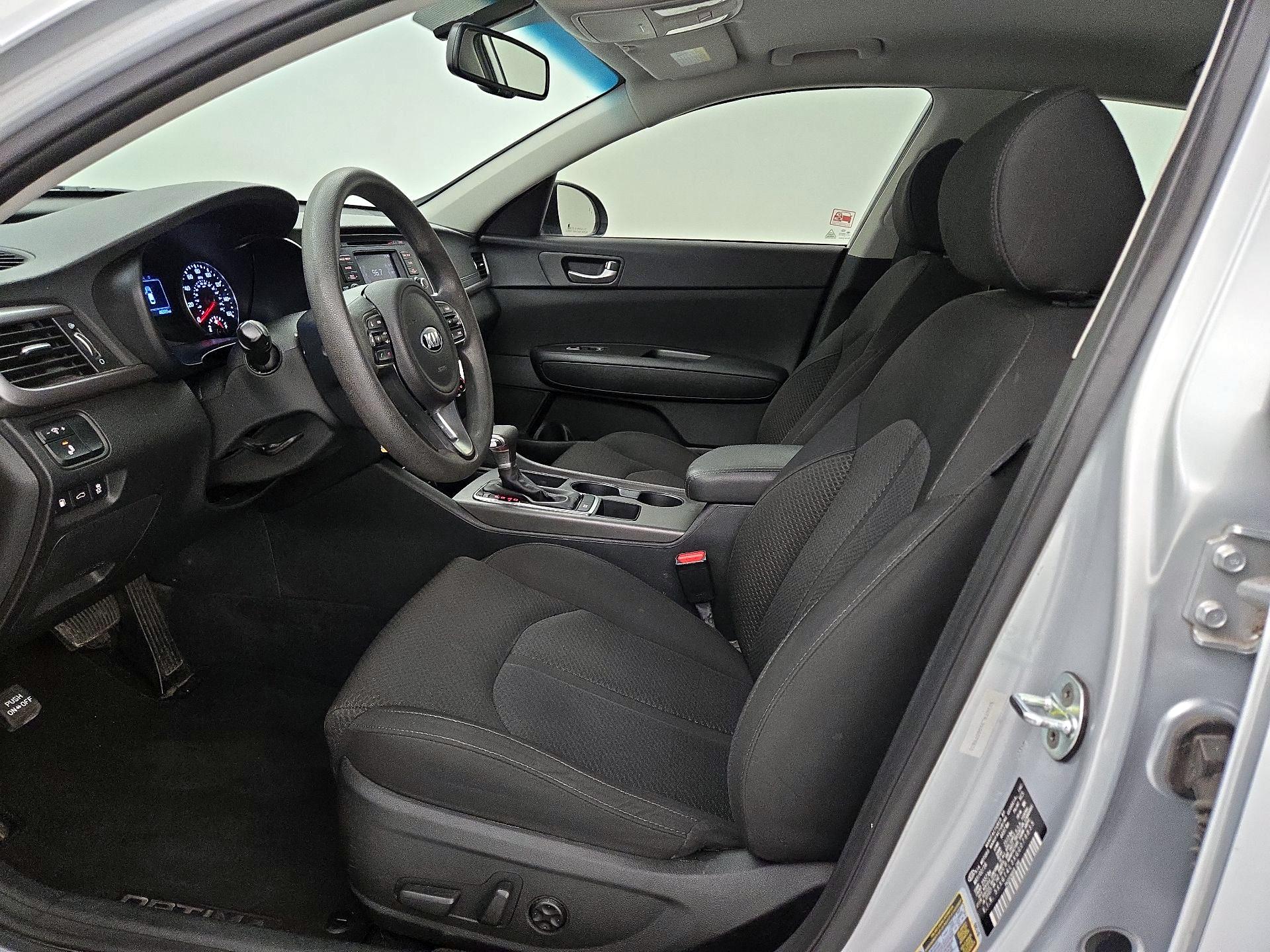 Thumbnail: 2016 Kia Optima - 11