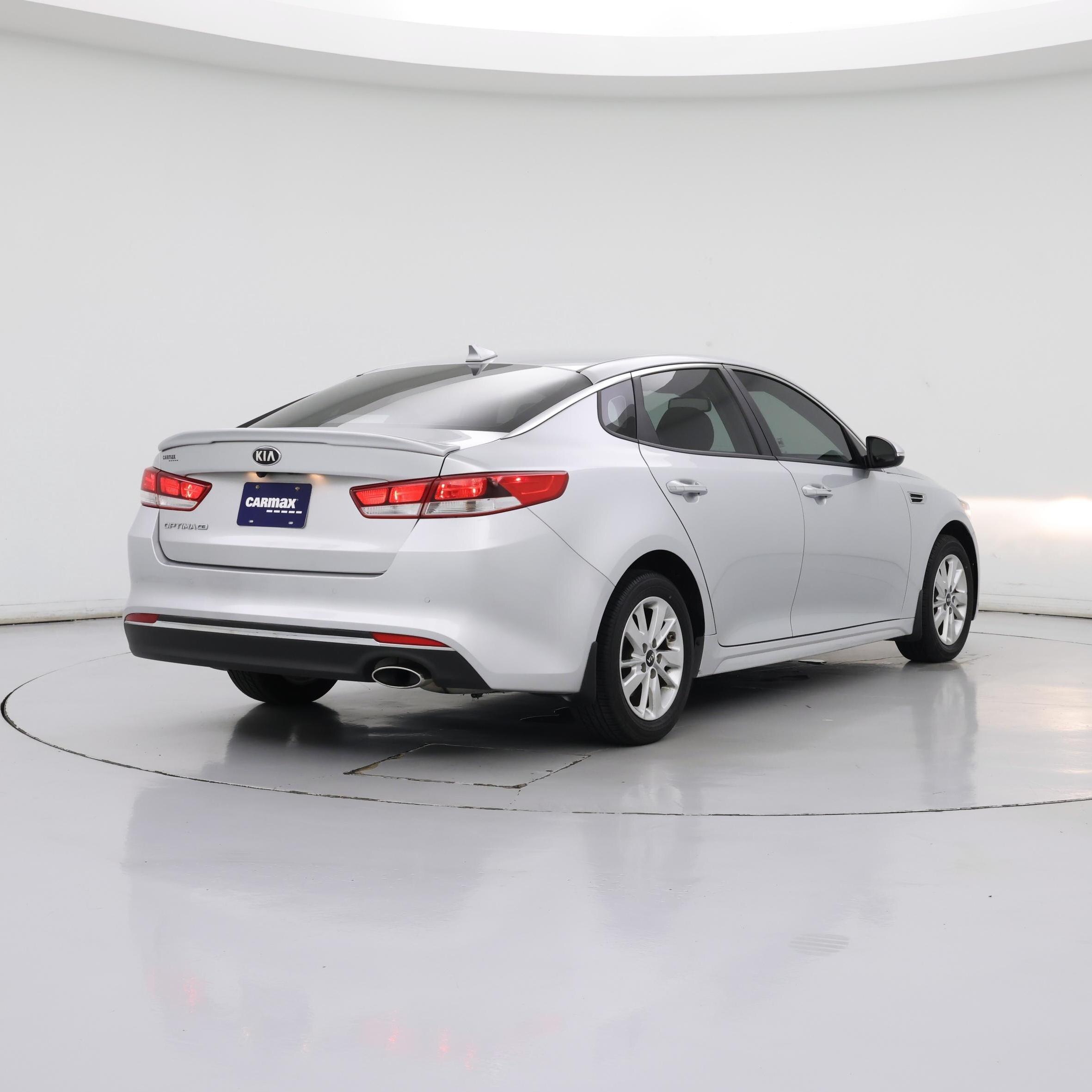 Thumbnail: 2016 Kia Optima - 8