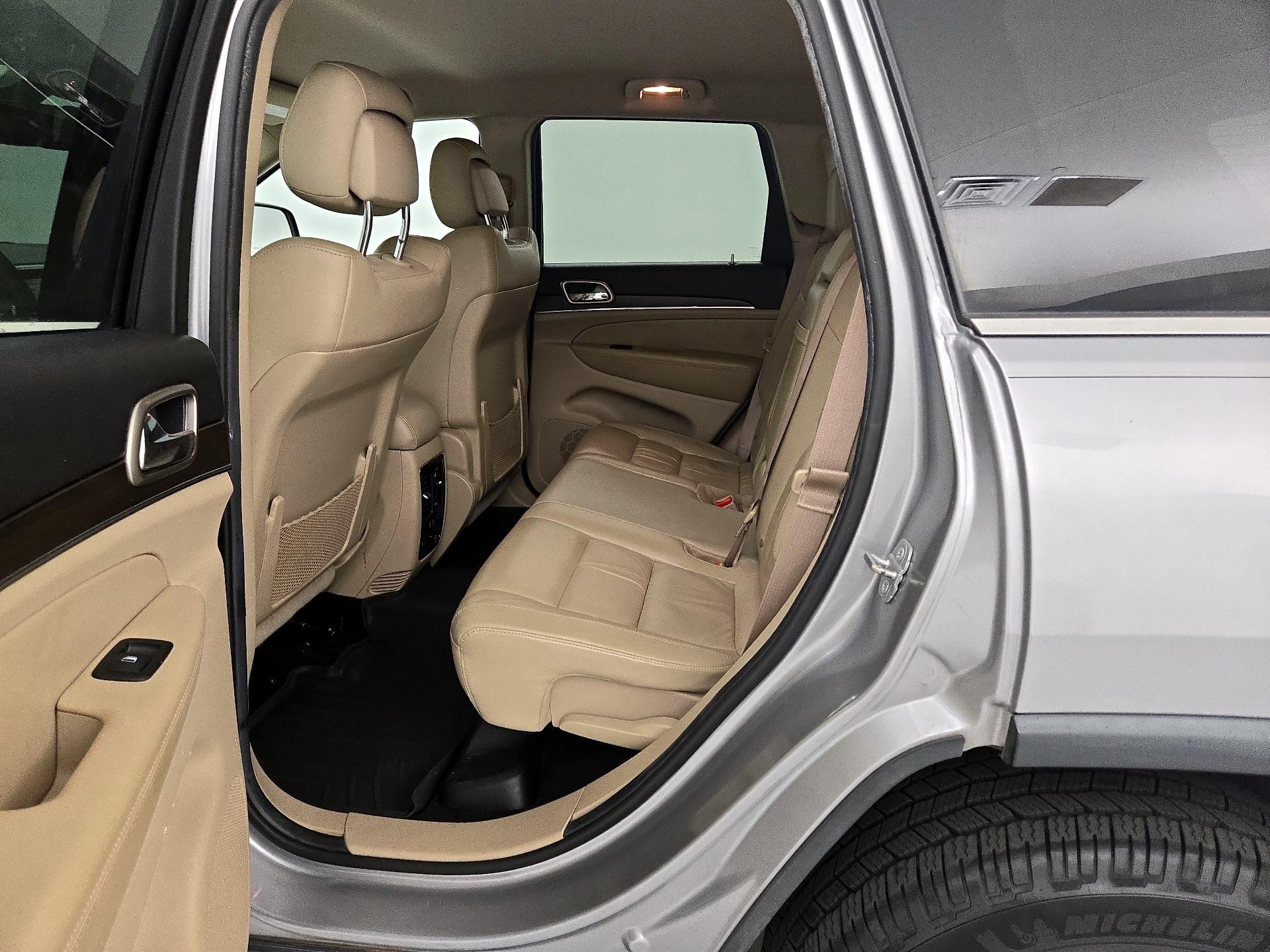 Thumbnail: 2014 Jeep Grand Cherokee - 20