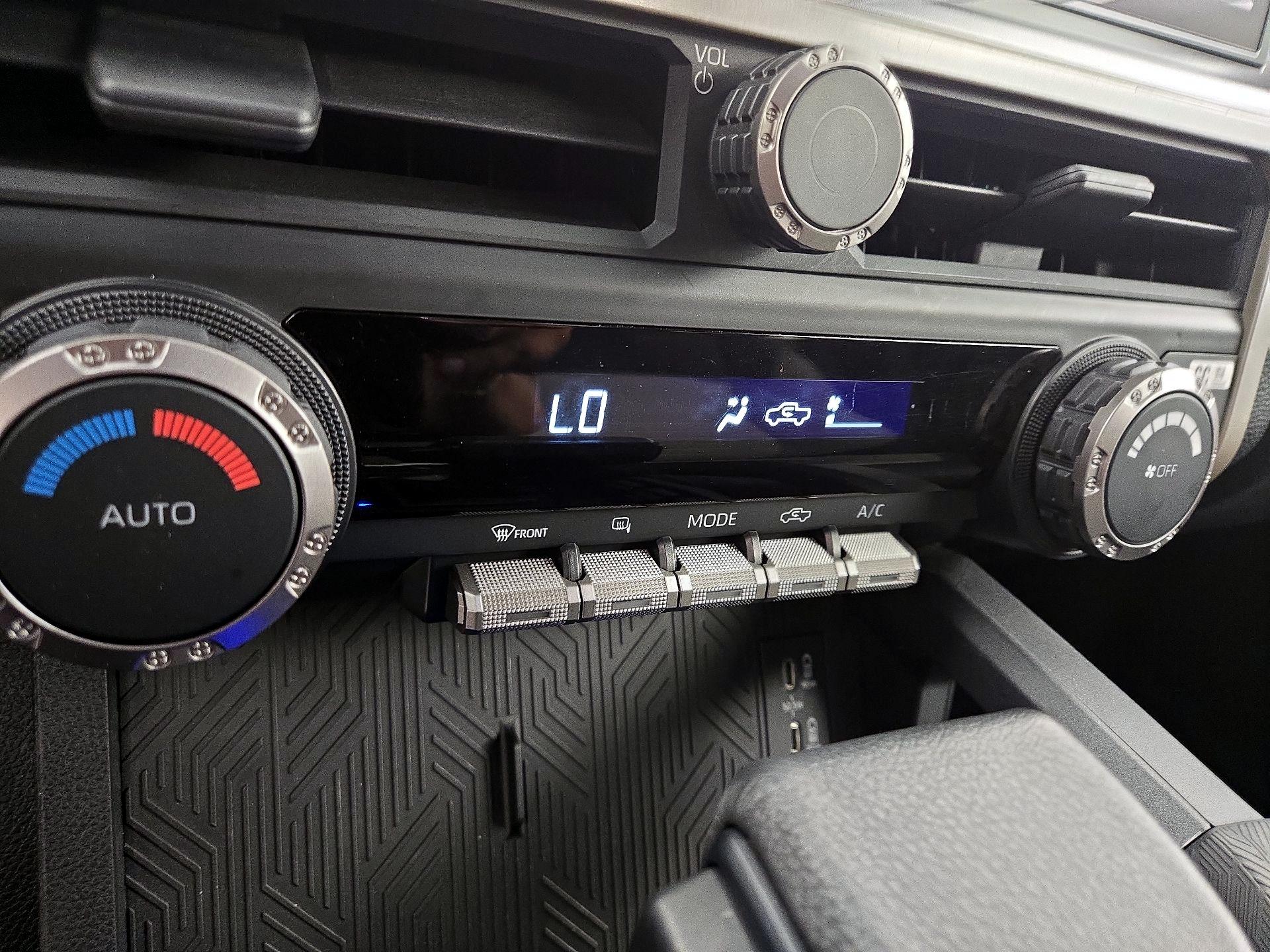 Thumbnail: 2024 Toyota Tacoma - 16