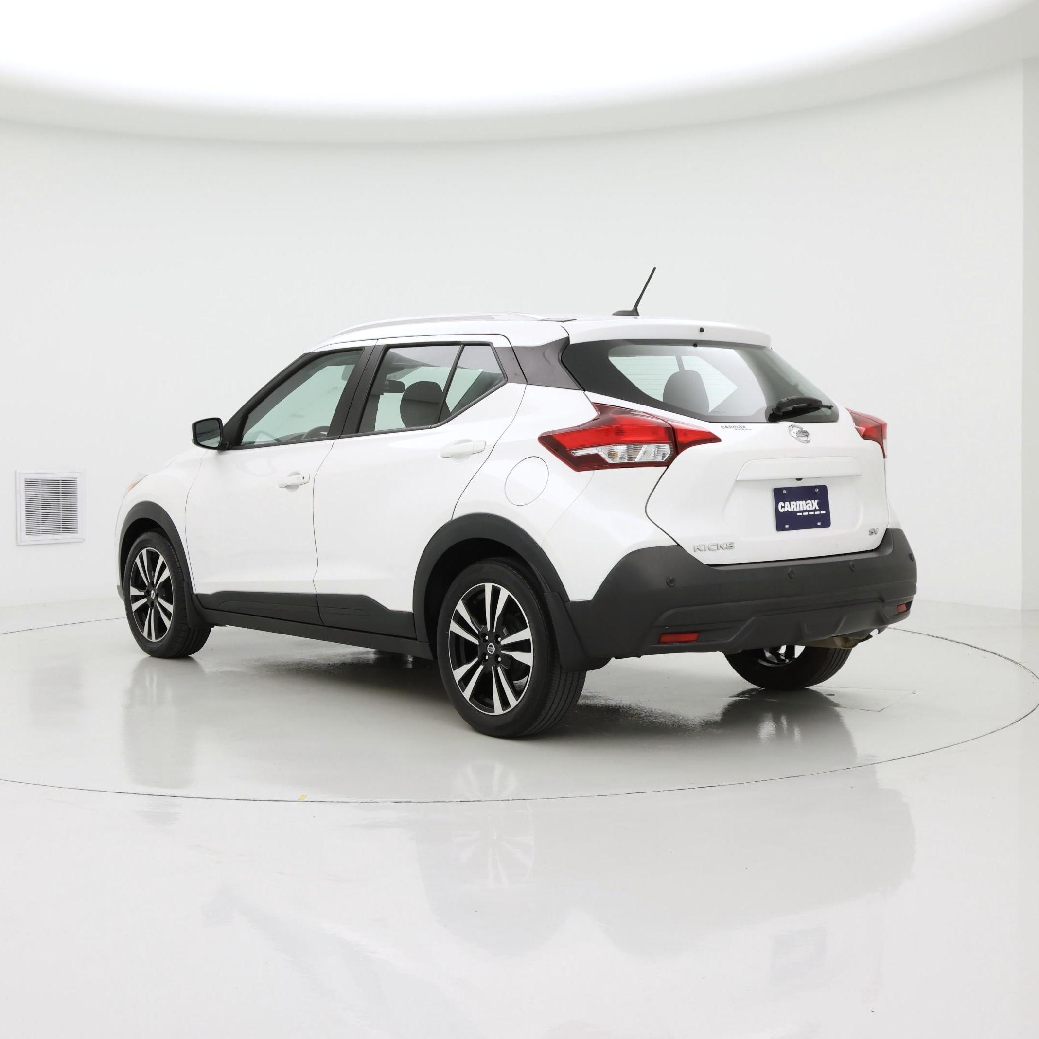 Thumbnail: 2020 Nissan Kicks - 2