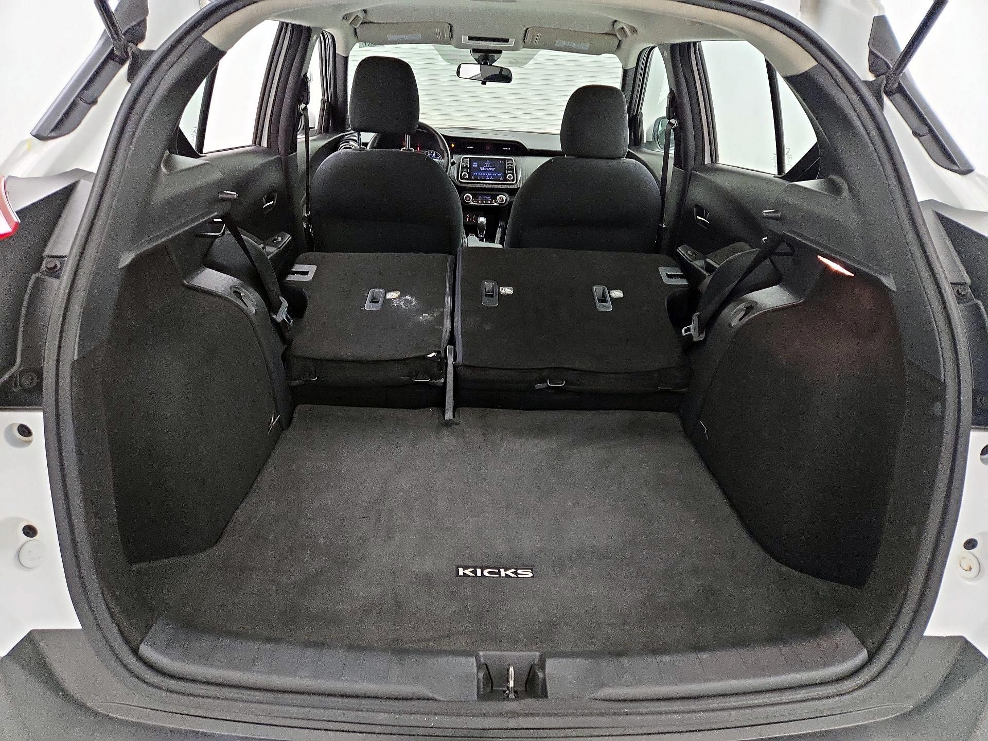 Thumbnail: 2020 Nissan Kicks - 20
