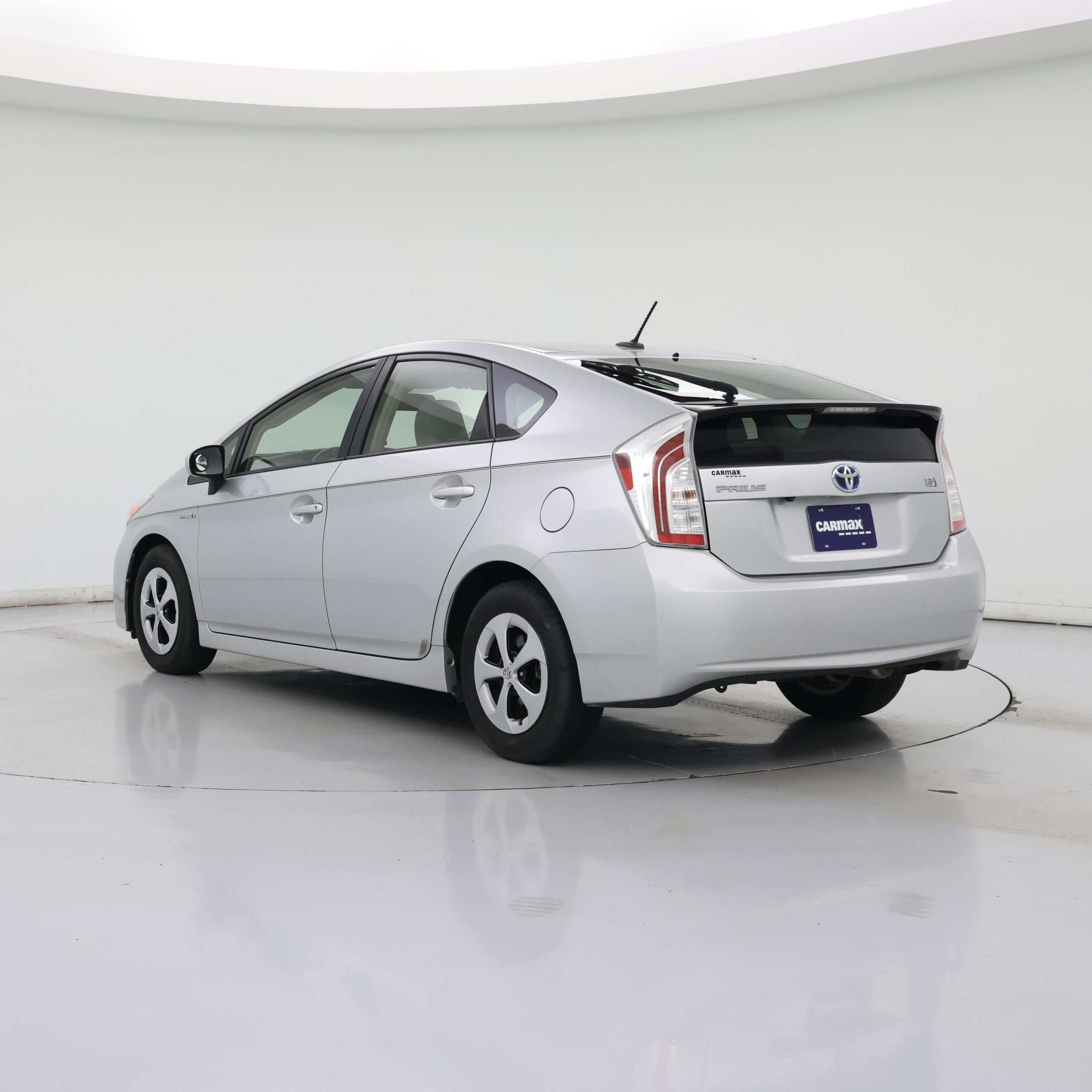 Thumbnail: 2013 Toyota Prius - 2