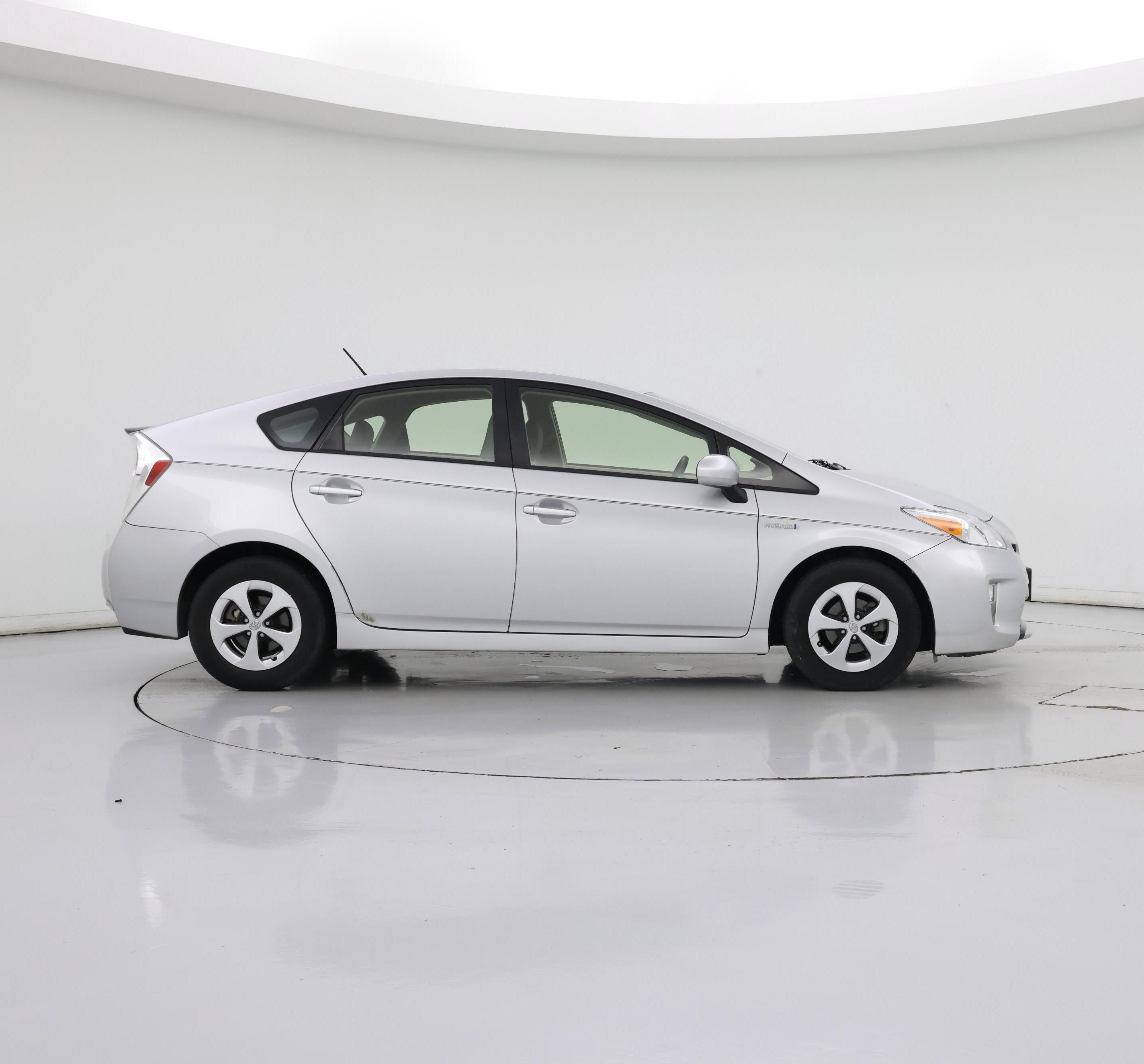 Thumbnail: 2013 Toyota Prius - 7