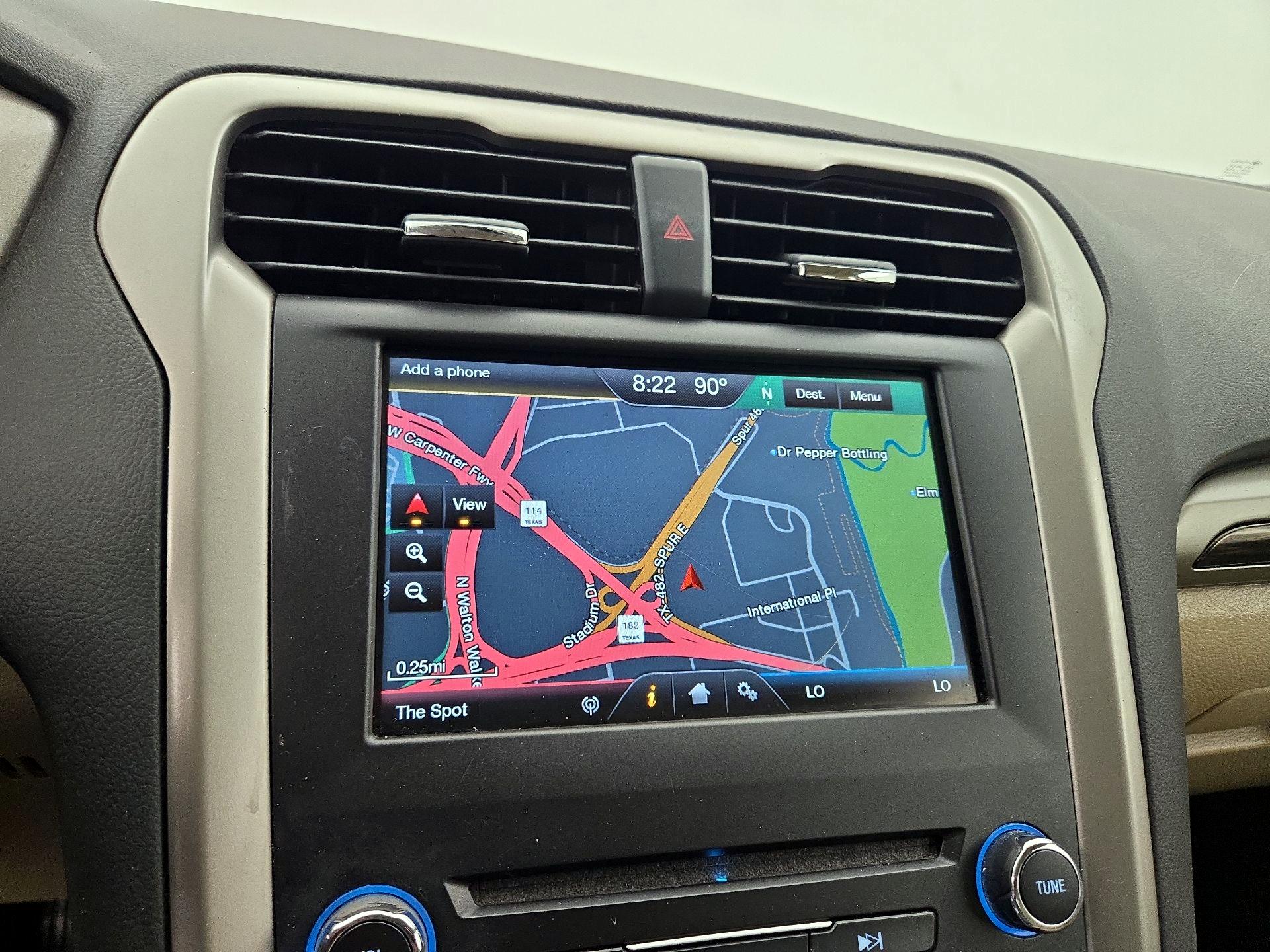 Thumbnail: 2016 Ford Fusion - 14