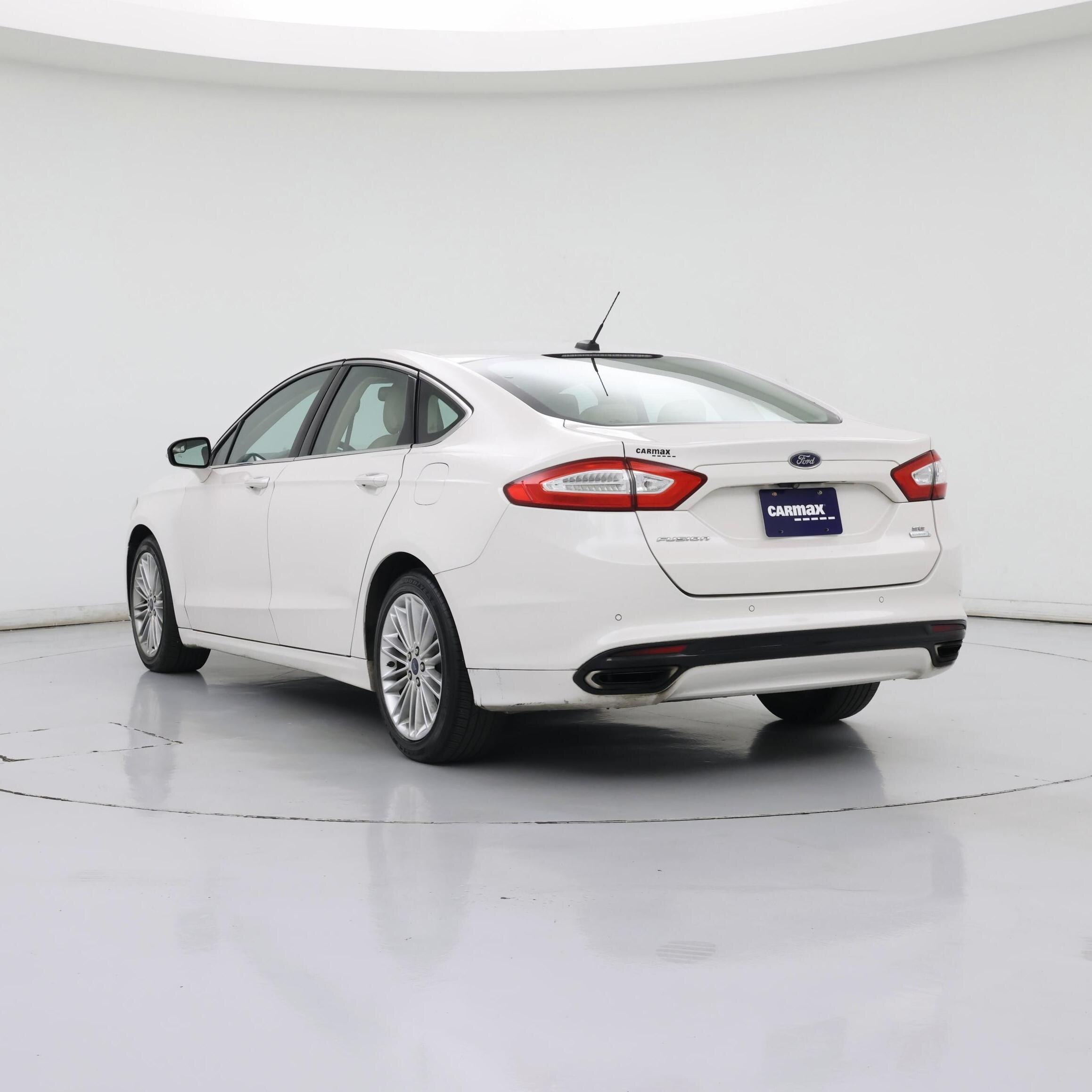 Thumbnail: 2016 Ford Fusion - 2