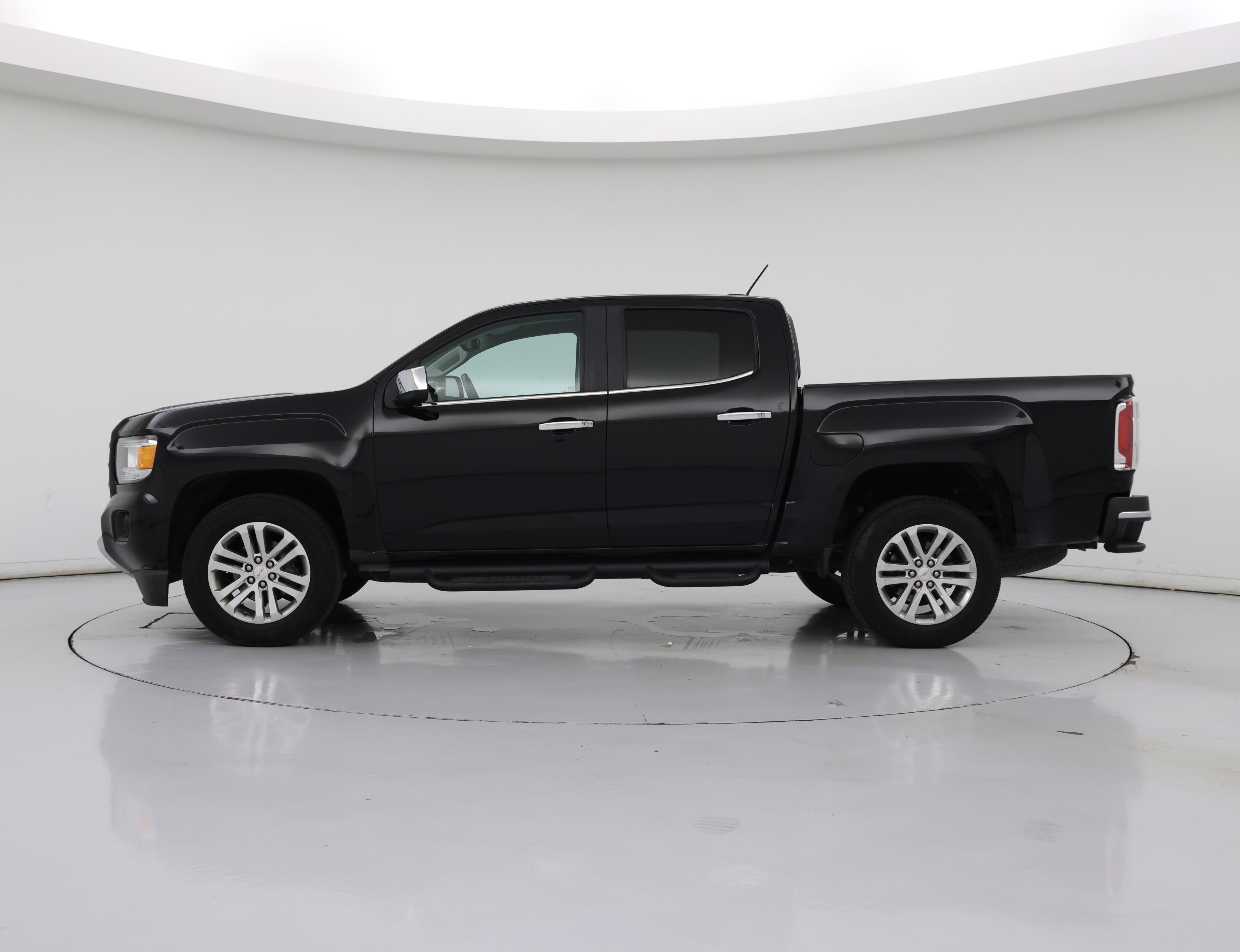 Thumbnail: 2016 GMC Canyon - 3