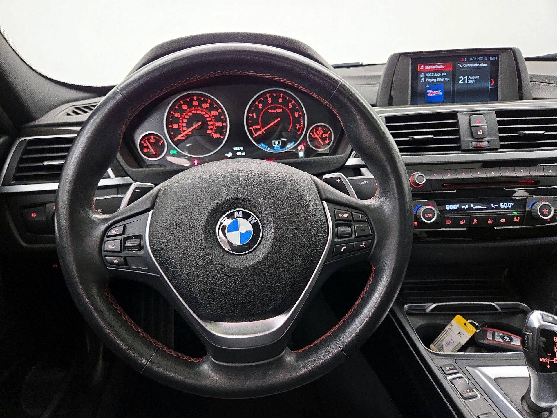 Thumbnail: 2018 BMW 3 Series - 10