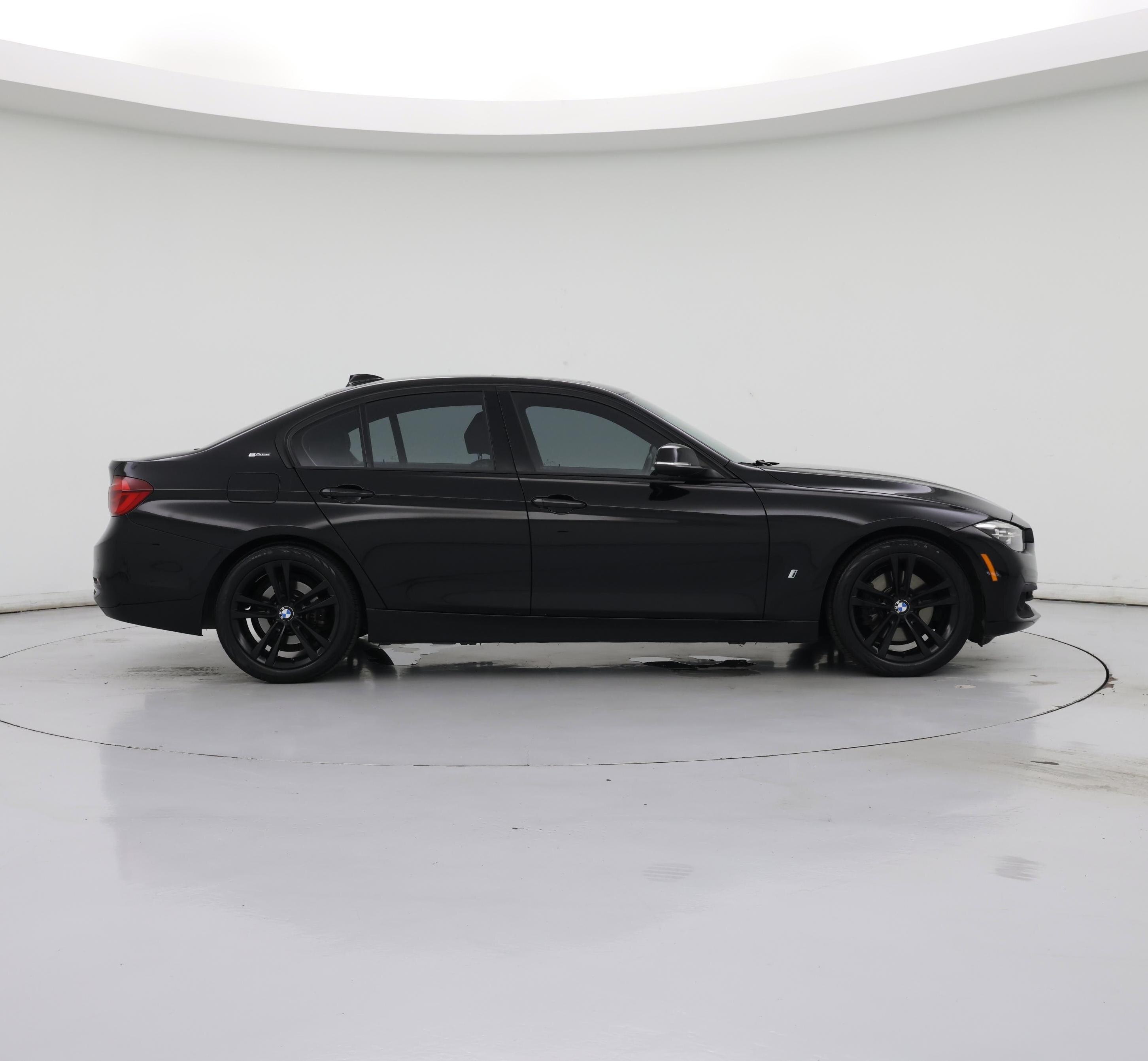 Thumbnail: 2018 BMW 3 Series - 7