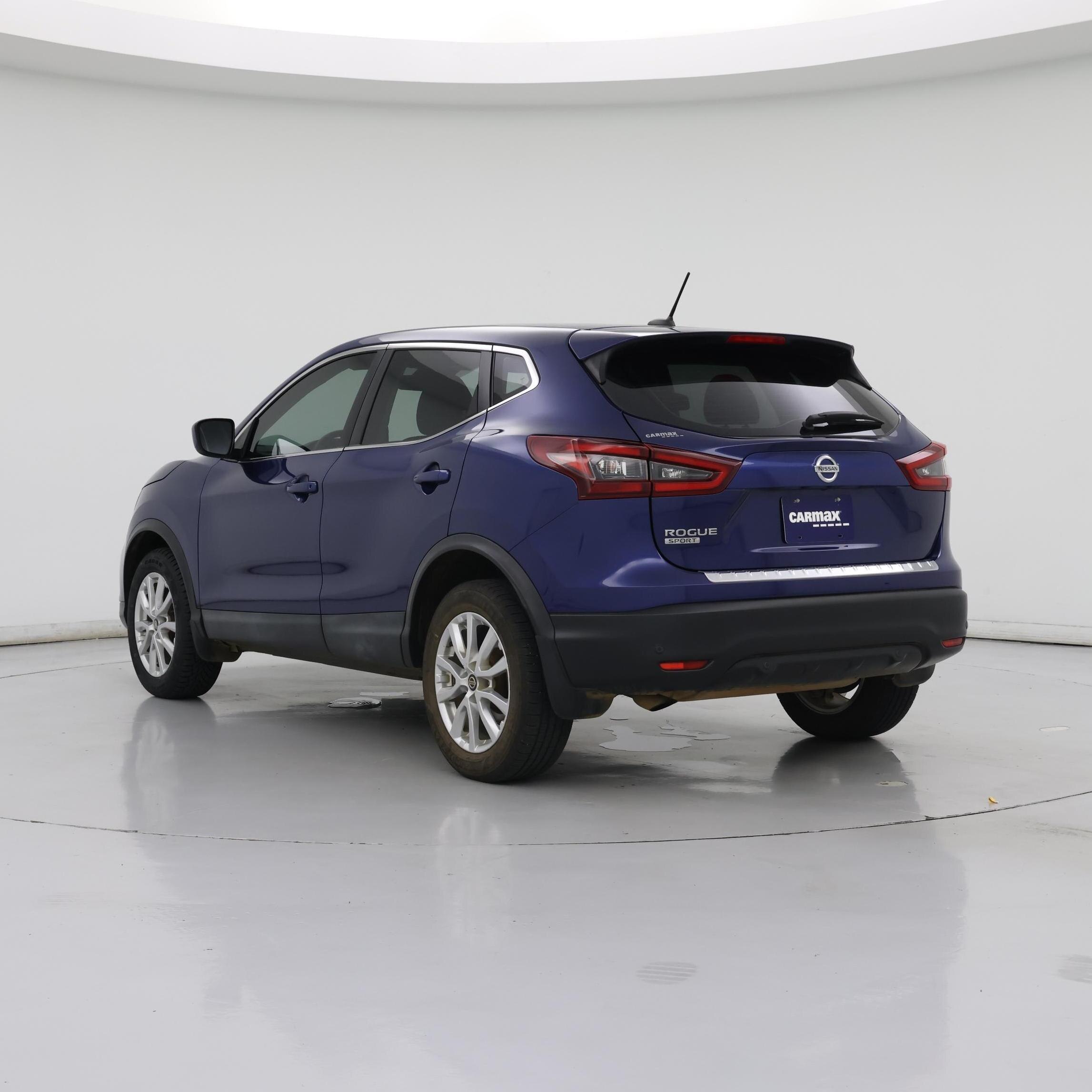 Thumbnail: 2020 Nissan Rogue Sport - 2