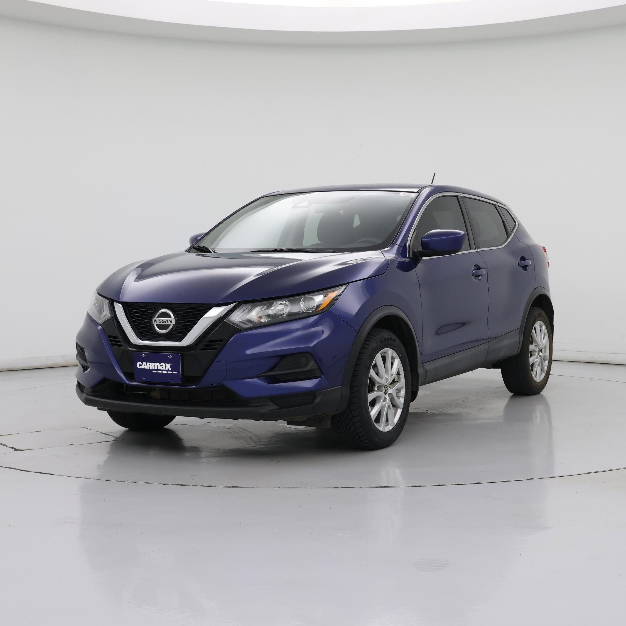 Thumbnail: 2020 Nissan Rogue Sport - 4