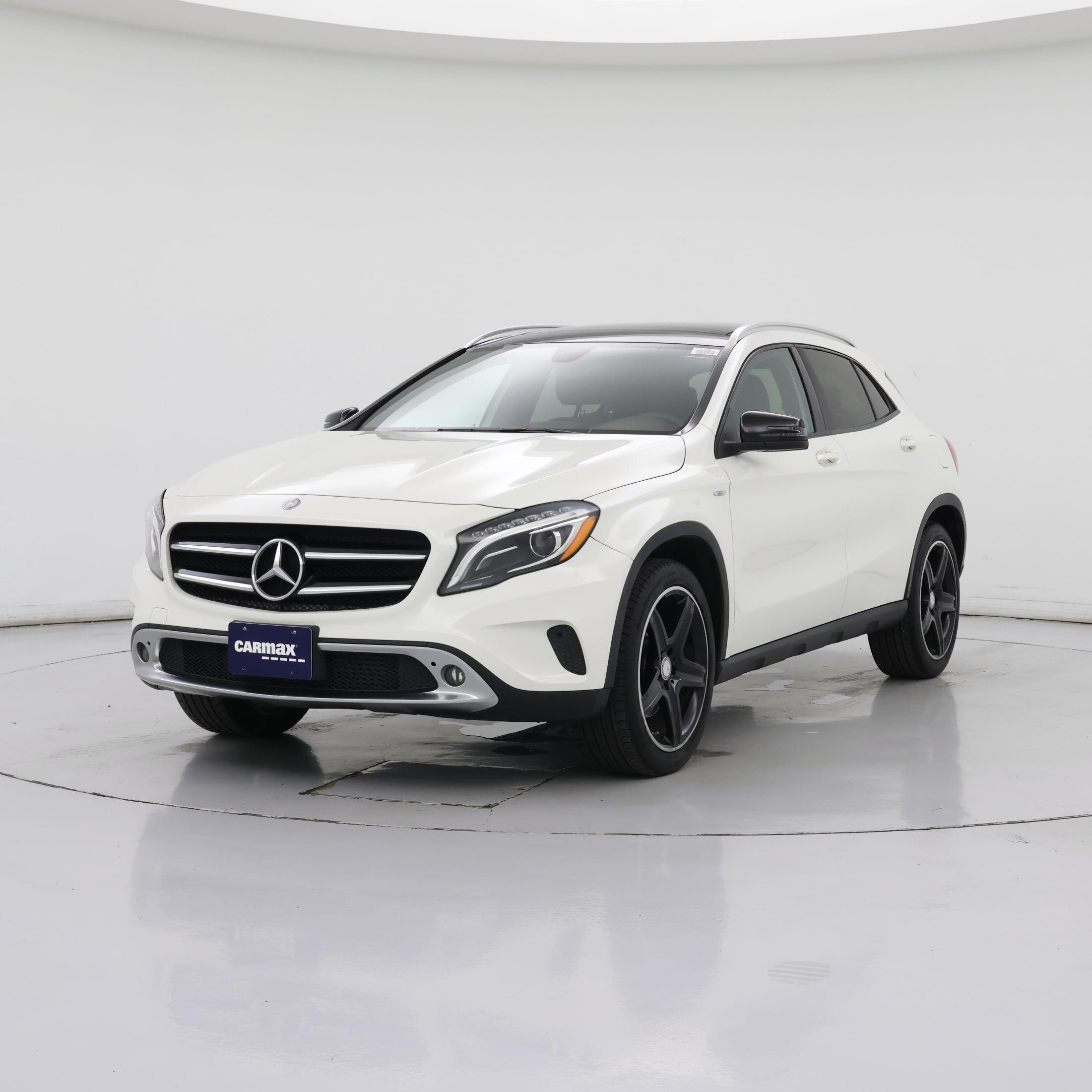 Thumbnail: 2015 Mercedes-Benz GLA - 4
