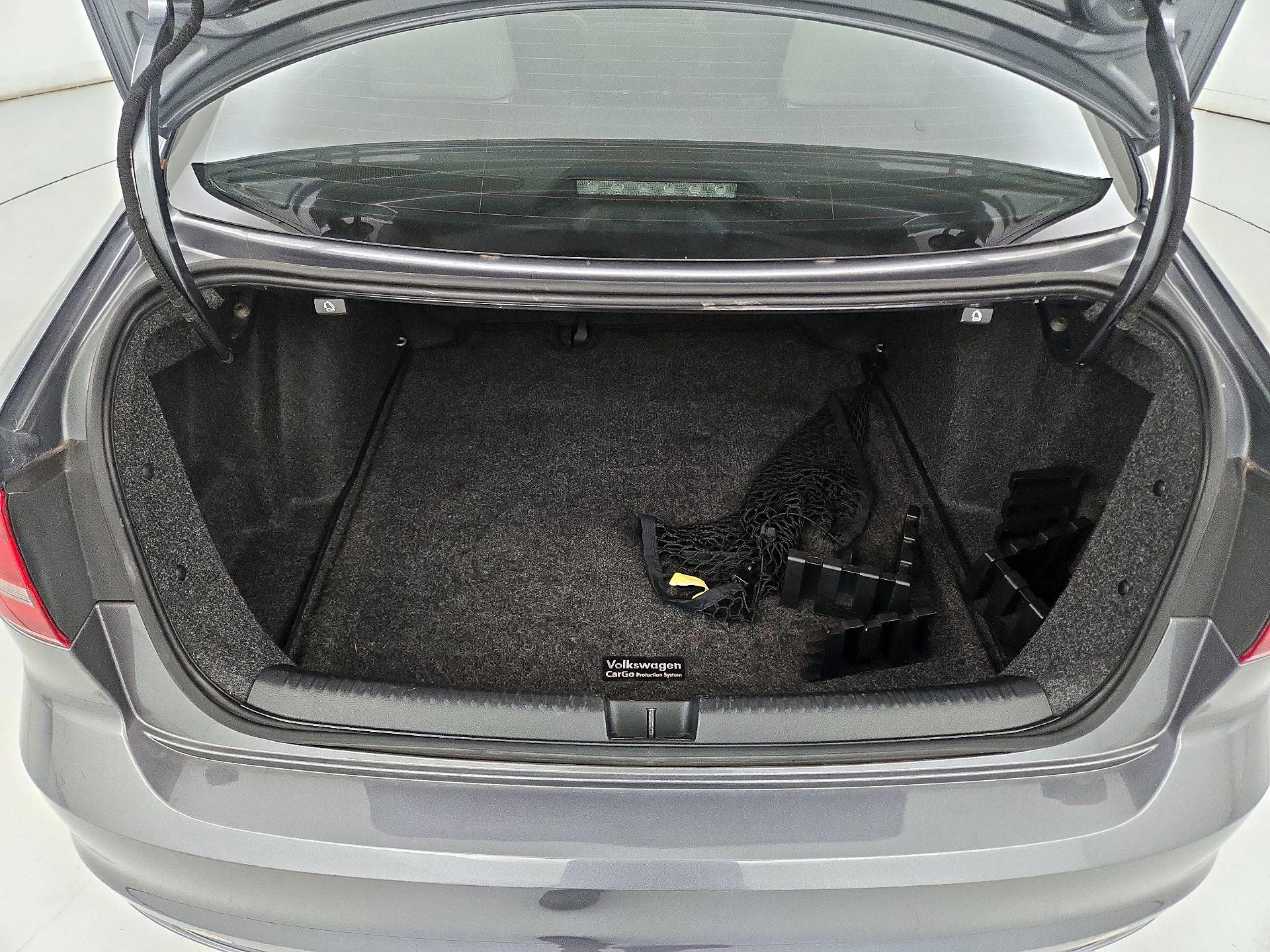 Thumbnail: 2016 Volkswagen Jetta - 20