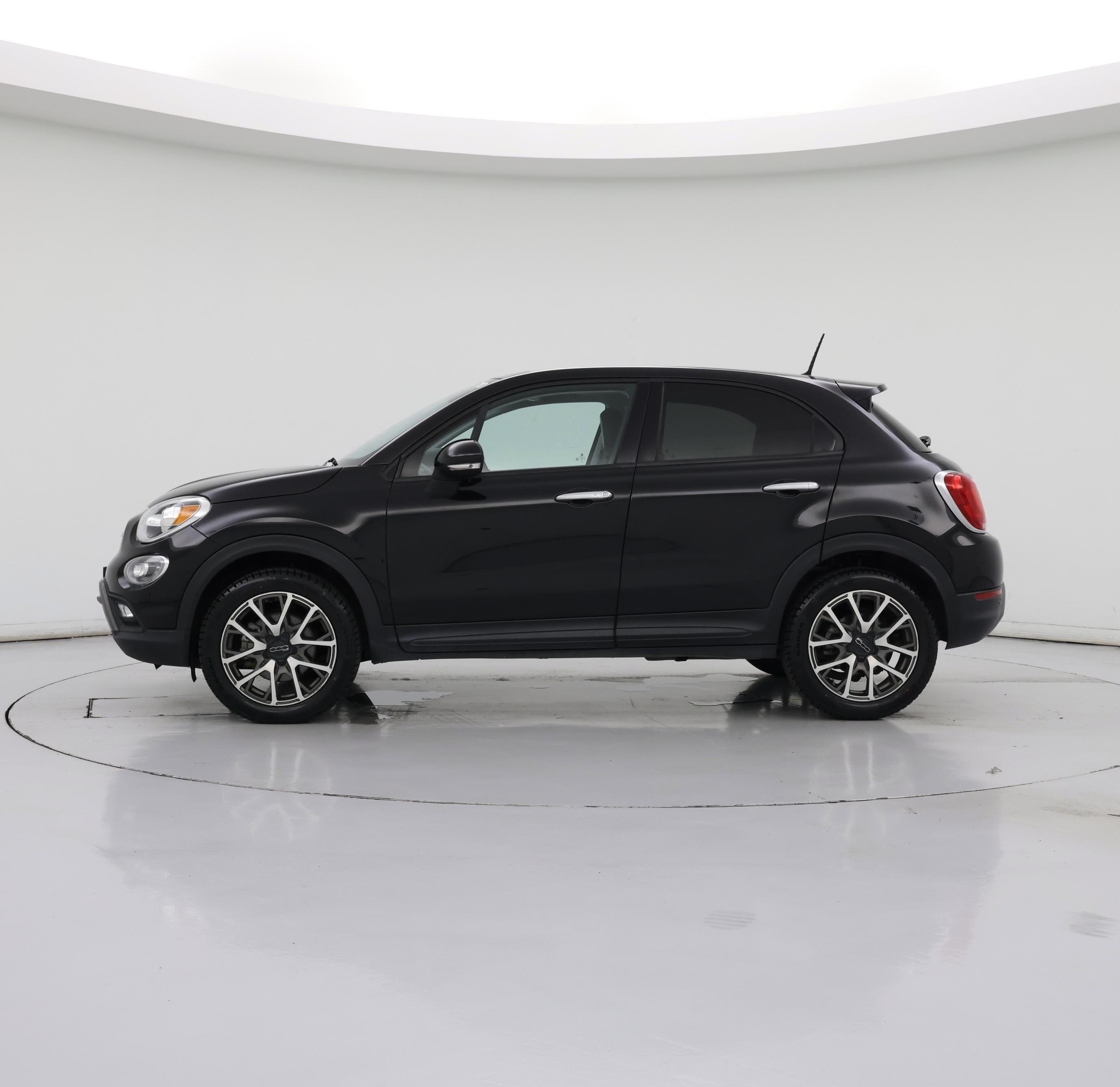 Thumbnail: 2016 Fiat 500X - 3
