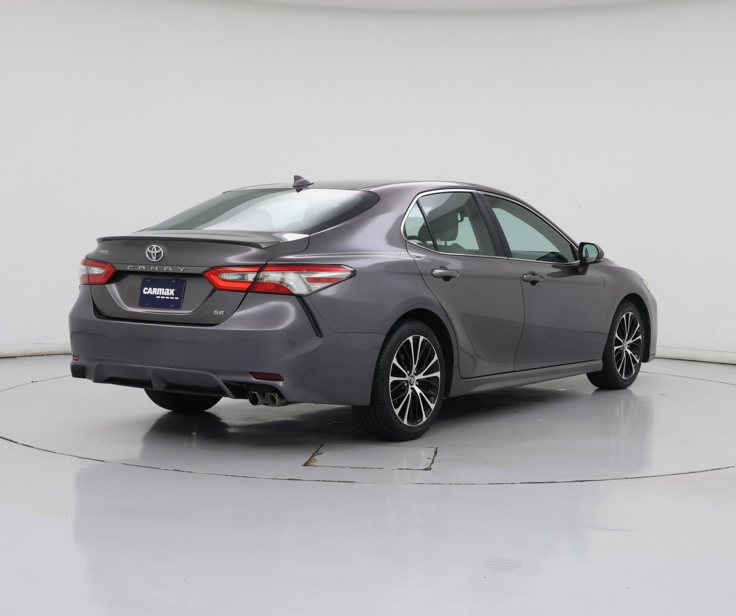 Thumbnail: 2018 Toyota Camry - 8
