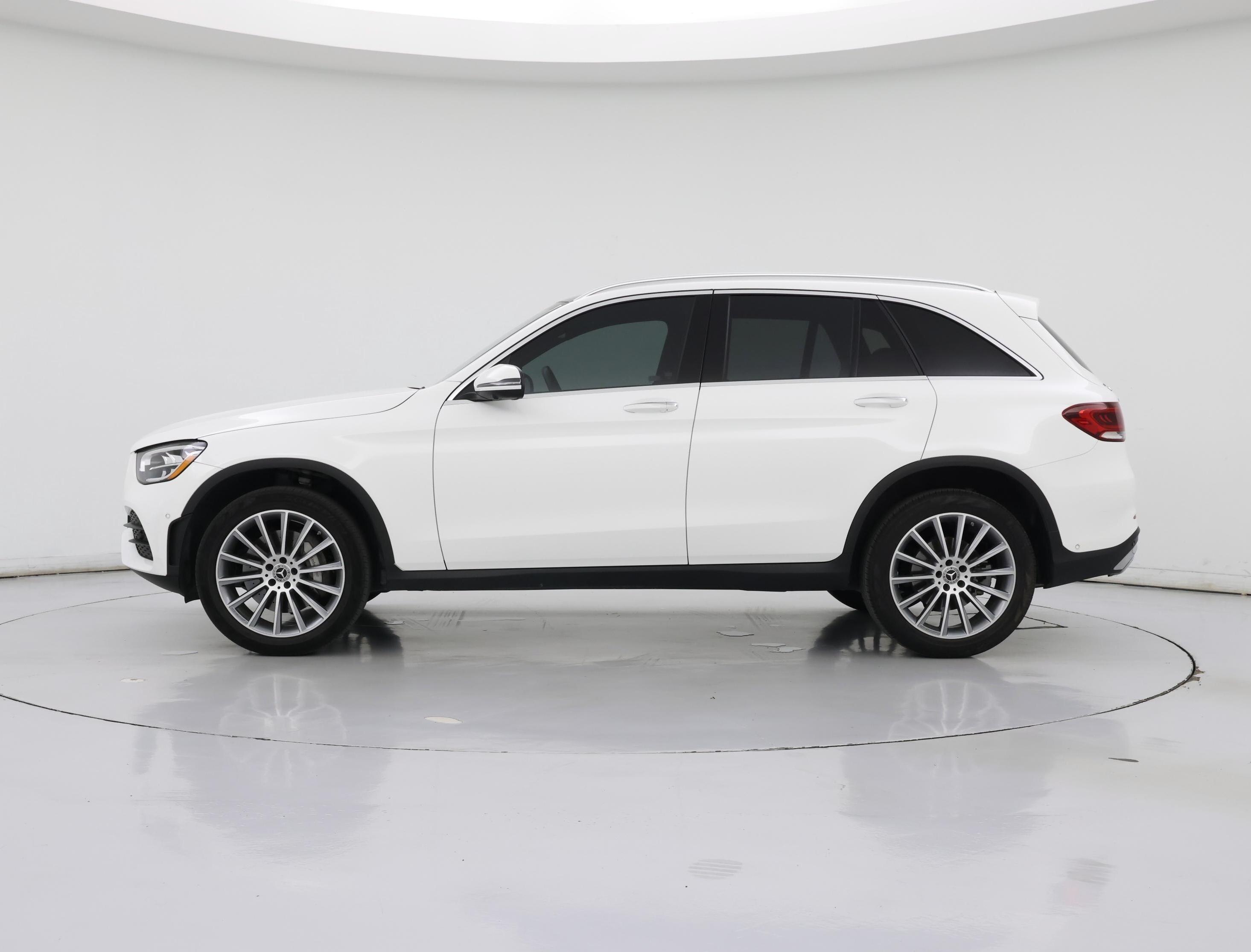 Thumbnail: 2022 Mercedes-Benz GLC - 3
