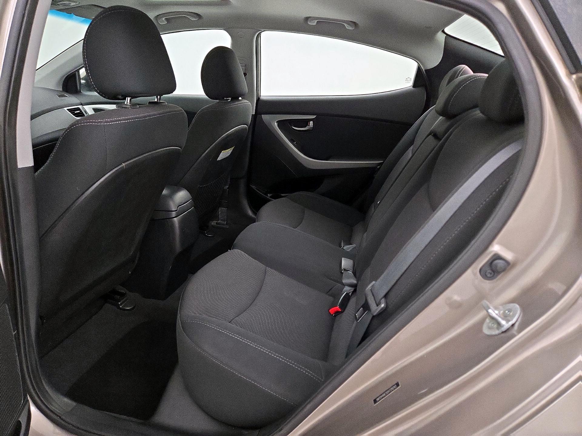 Thumbnail: 2016 Hyundai Elantra - 19