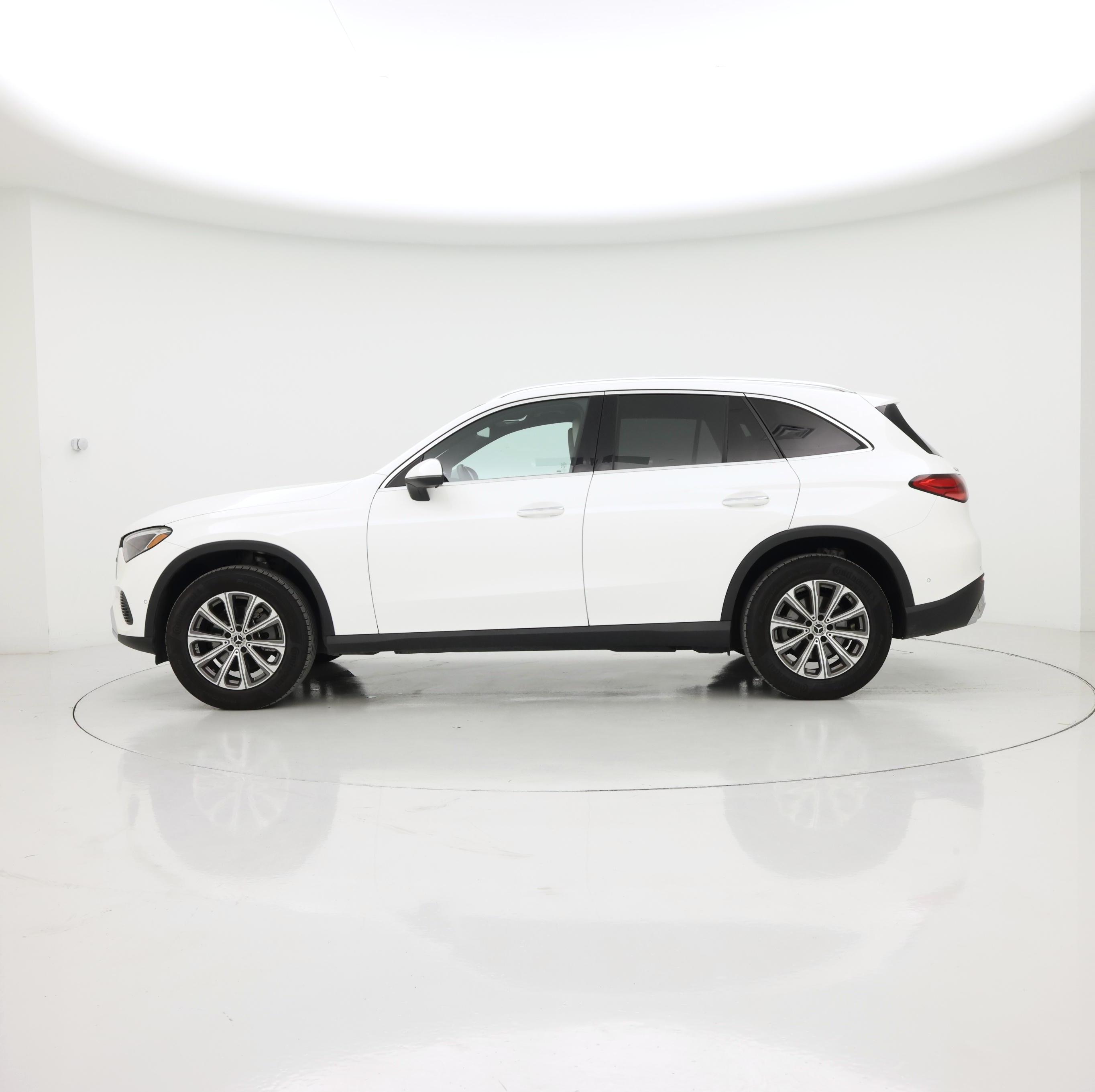 Thumbnail: 2023 Mercedes-Benz GLC - 3