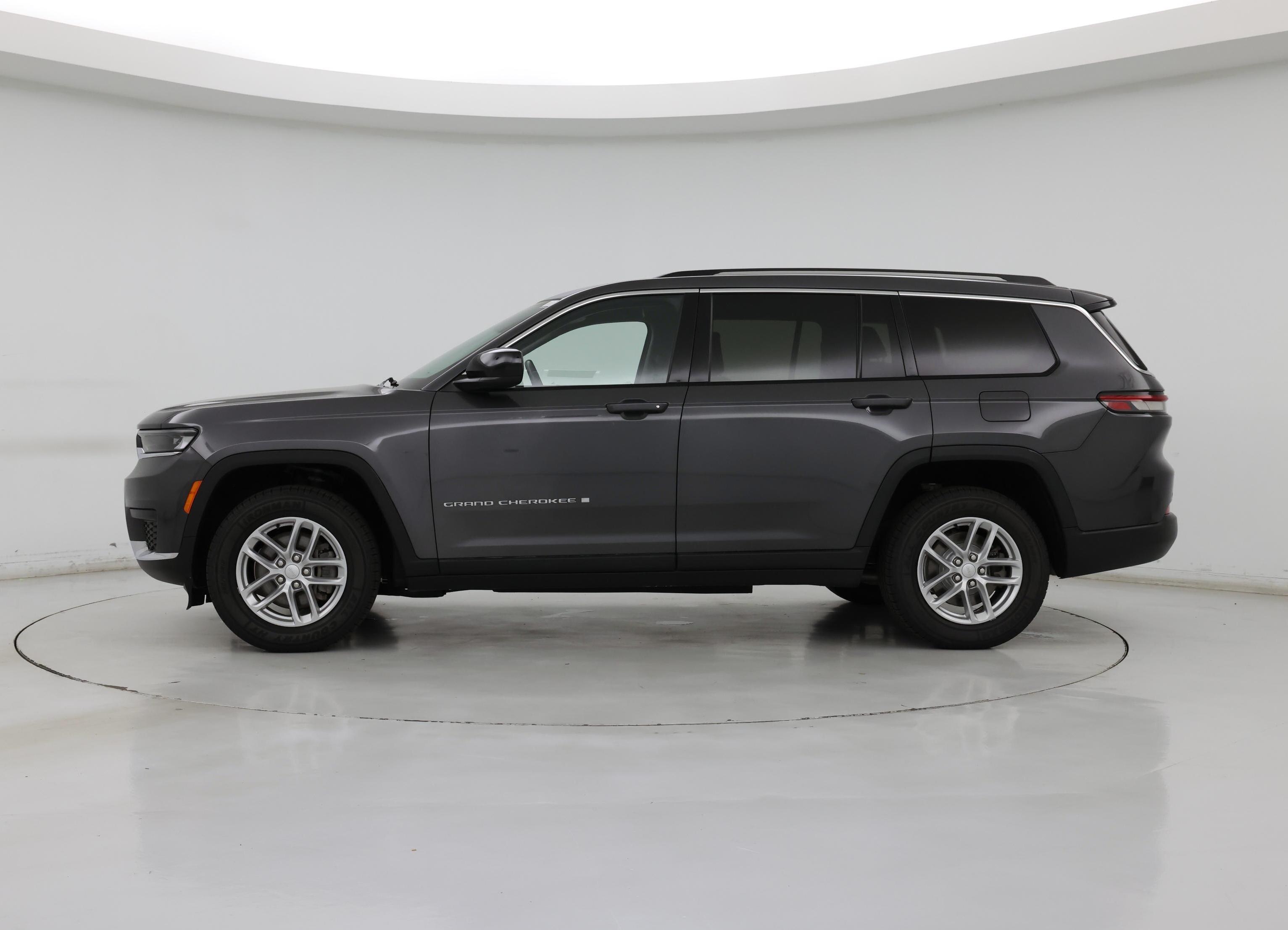 Thumbnail: 2021 Jeep Grand Cherokee L - 3