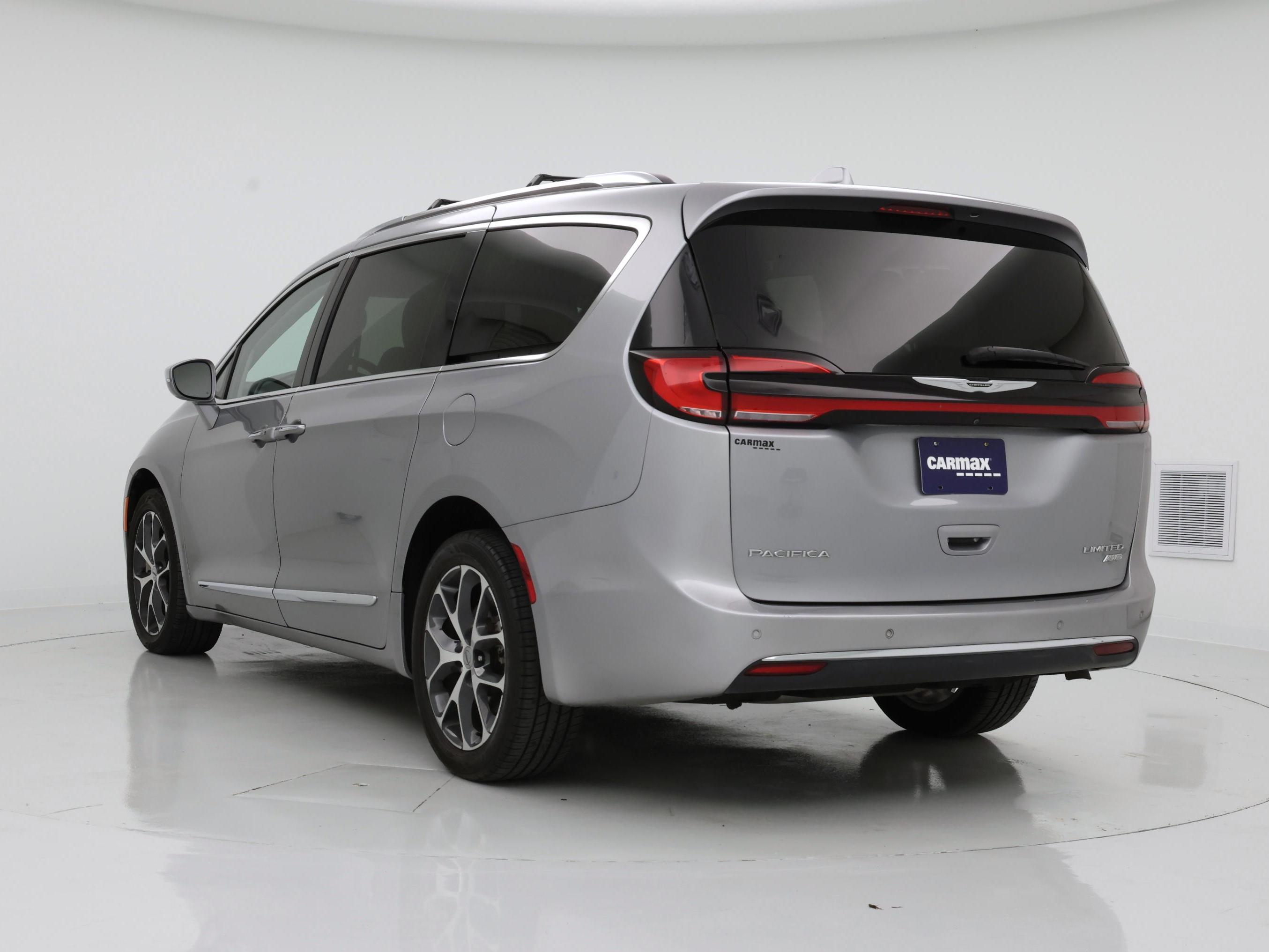 Thumbnail: 2021 Chrysler Pacifica - 2