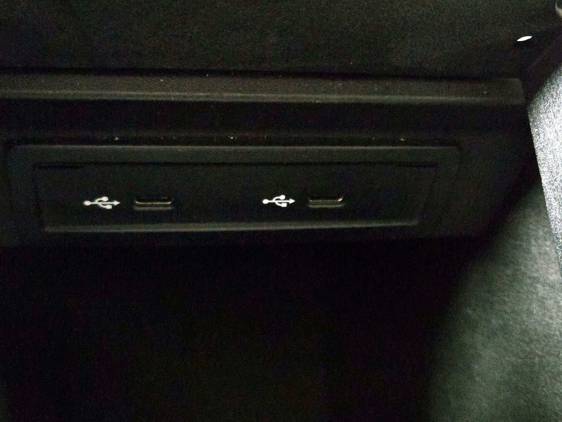 Thumbnail: 2021 Mercedes-Benz GLA - 18