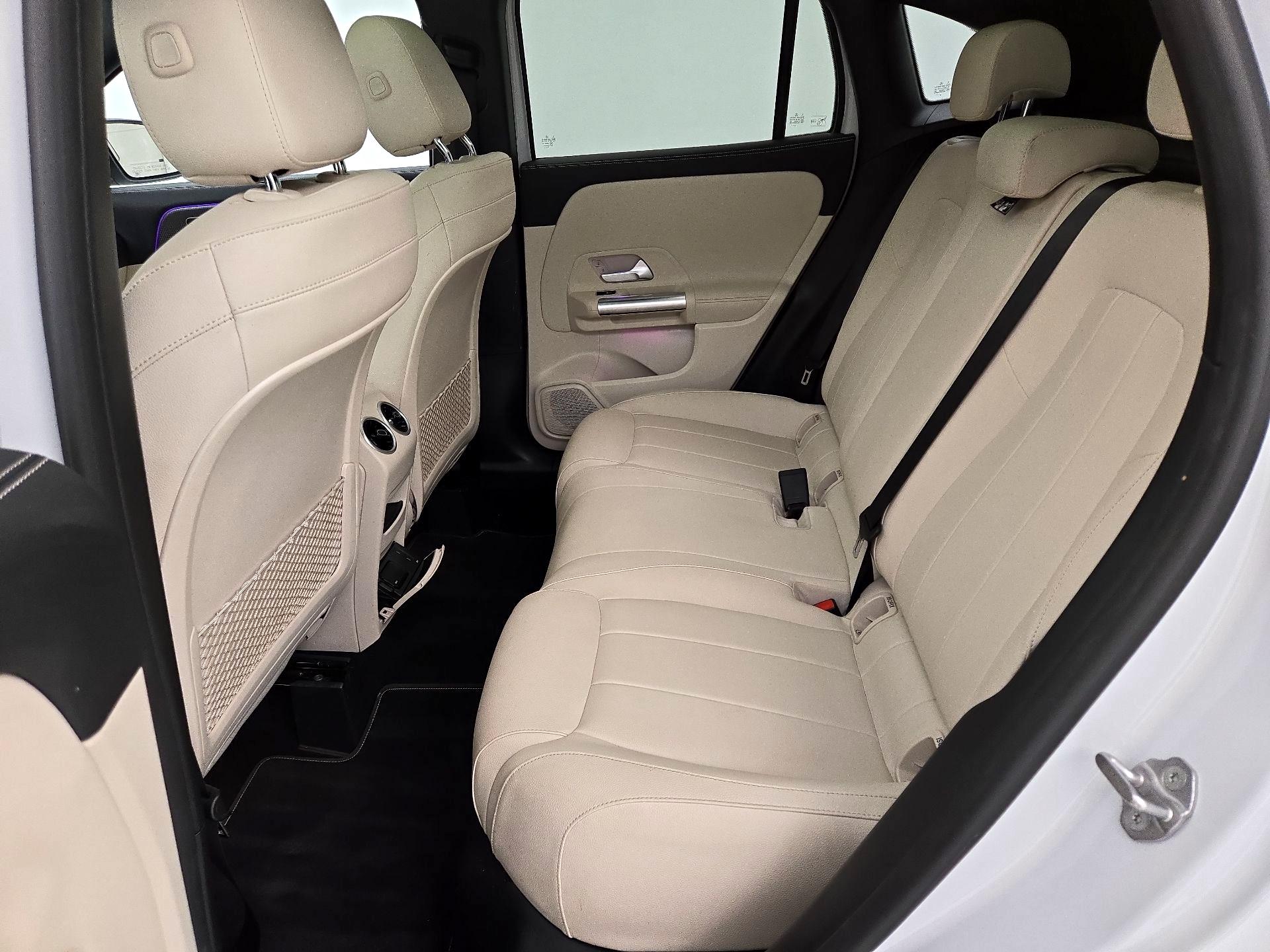 Thumbnail: 2021 Mercedes-Benz GLA - 20