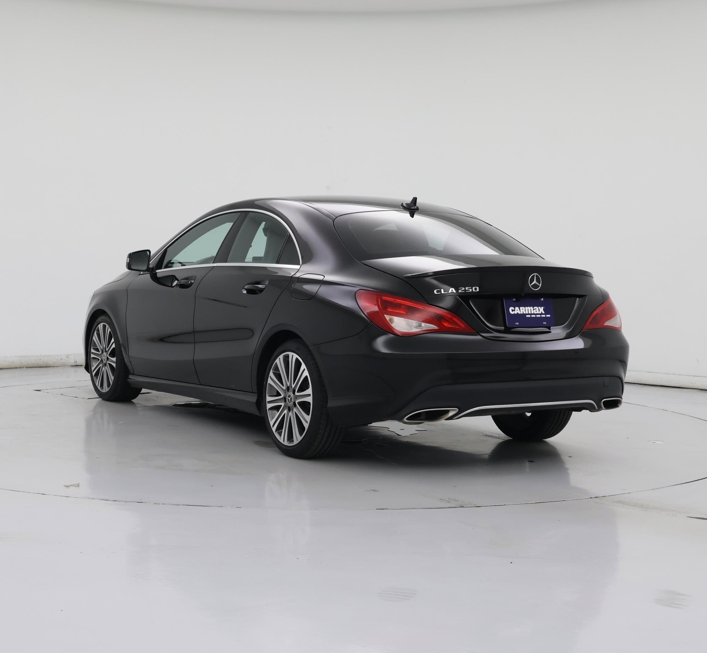 Thumbnail: 2019 Mercedes-Benz CLA - 2