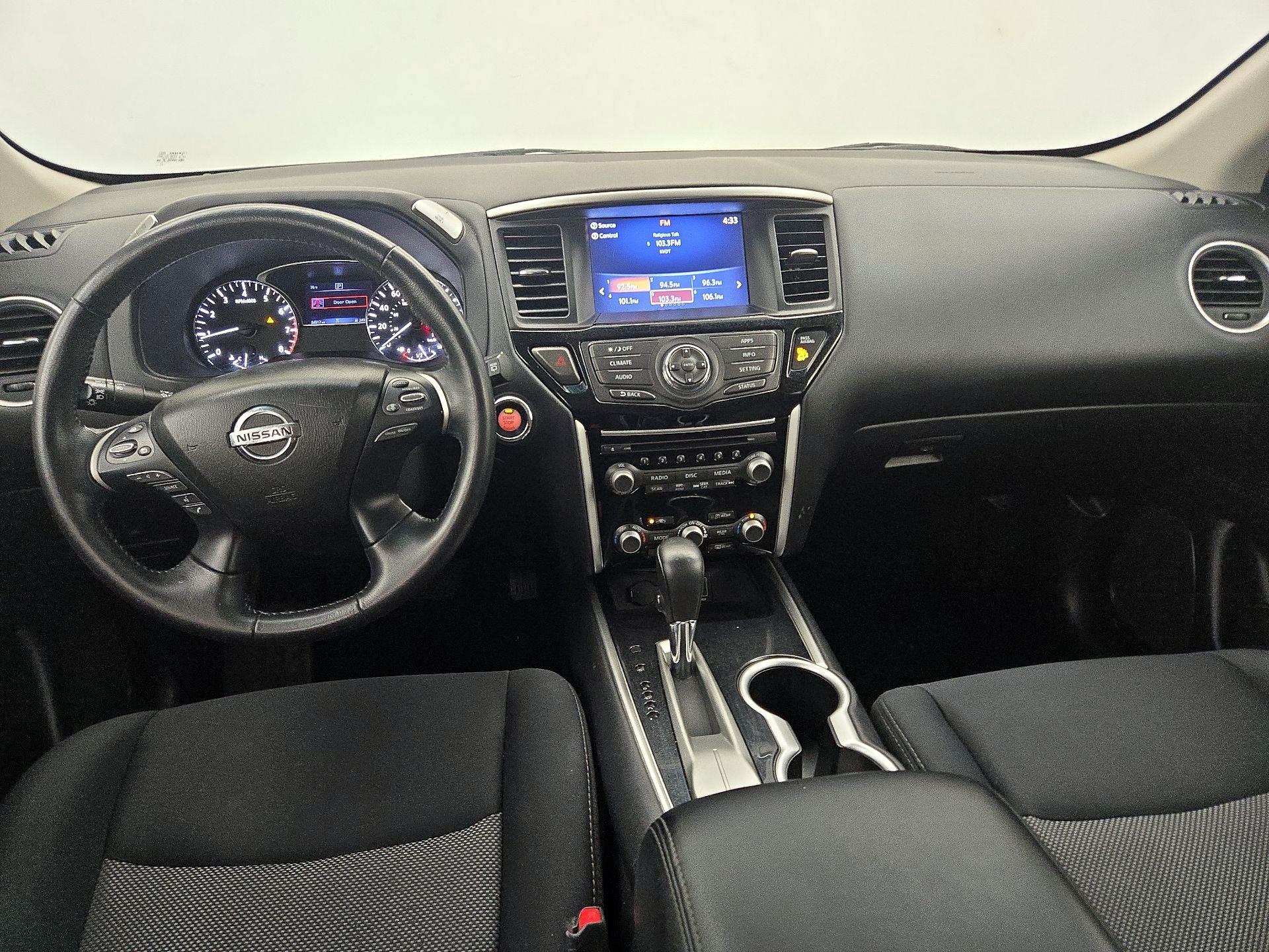 Thumbnail: 2019 Nissan Pathfinder - 9