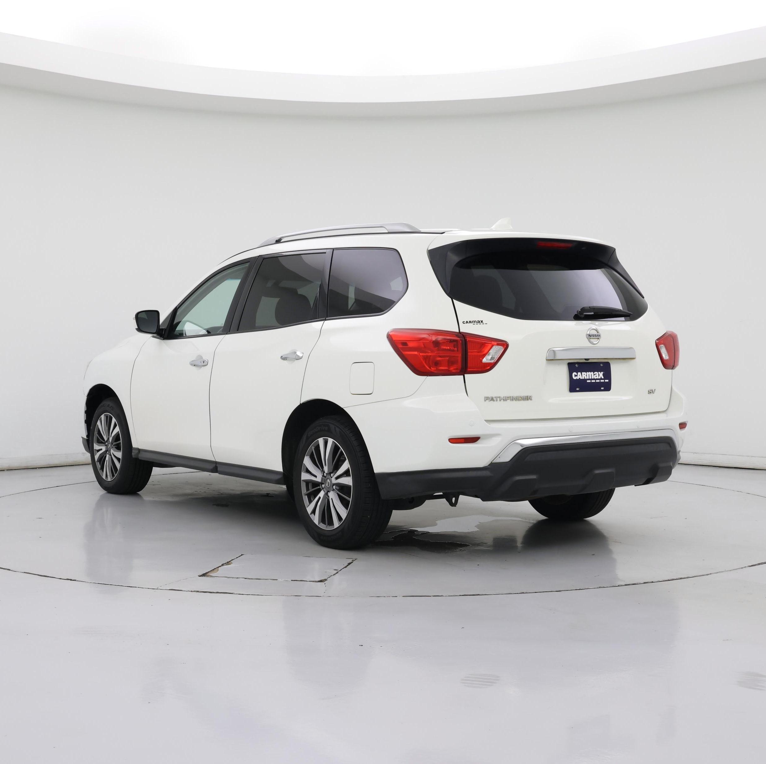 Thumbnail: 2019 Nissan Pathfinder - 2
