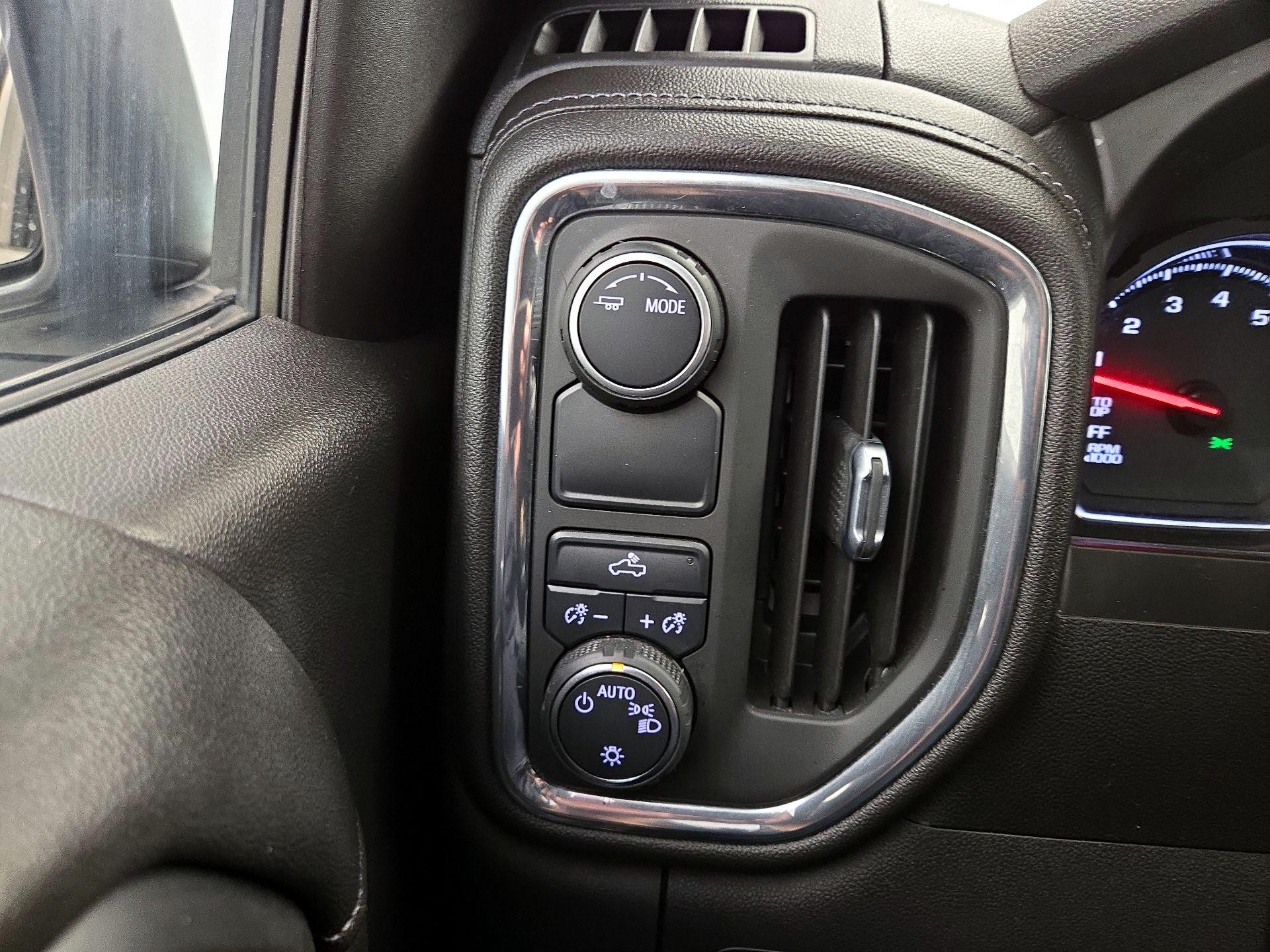 Thumbnail: 2021 Chevrolet Silverado 1500 - 13