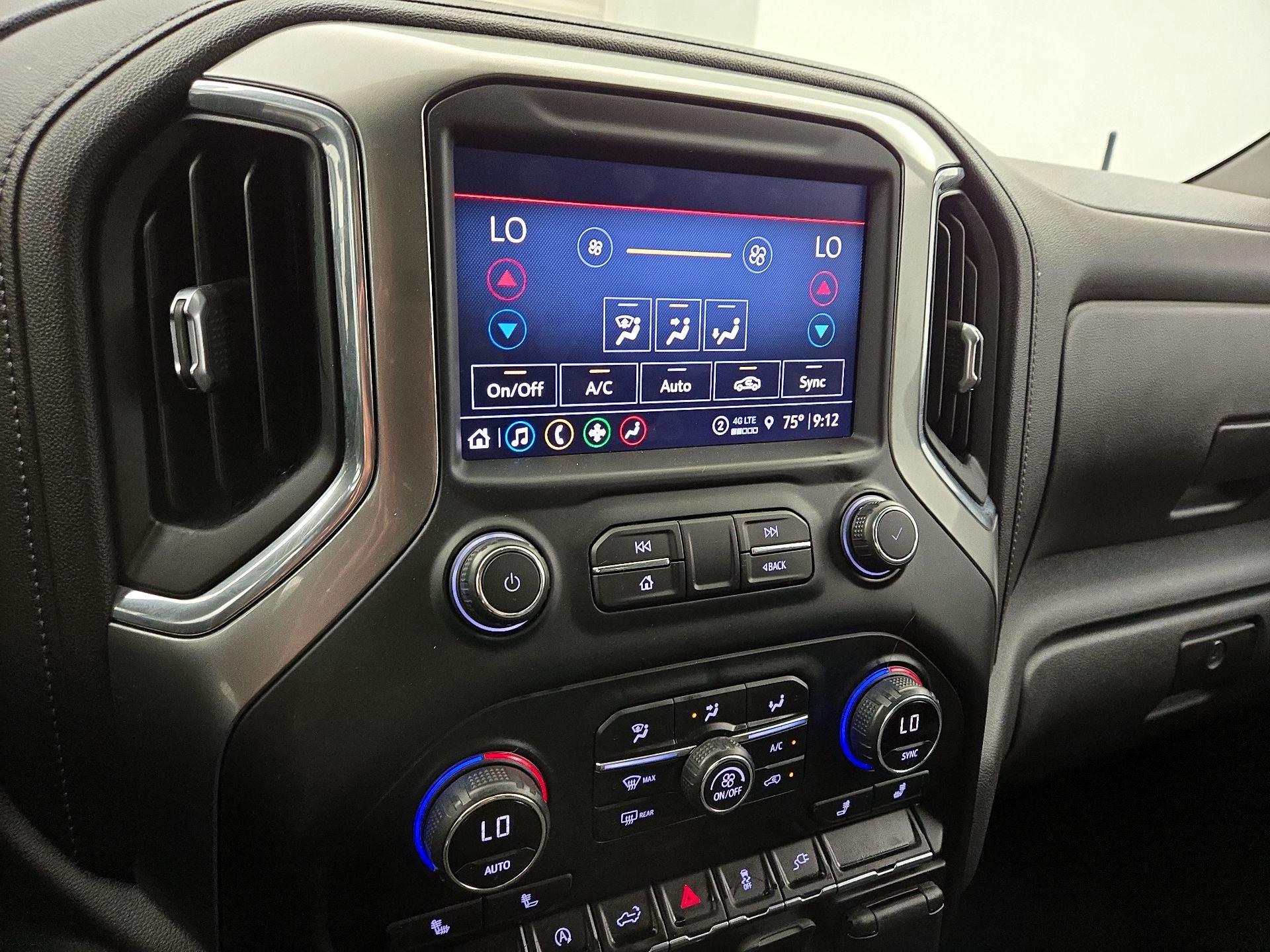 Thumbnail: 2021 Chevrolet Silverado 1500 - 16
