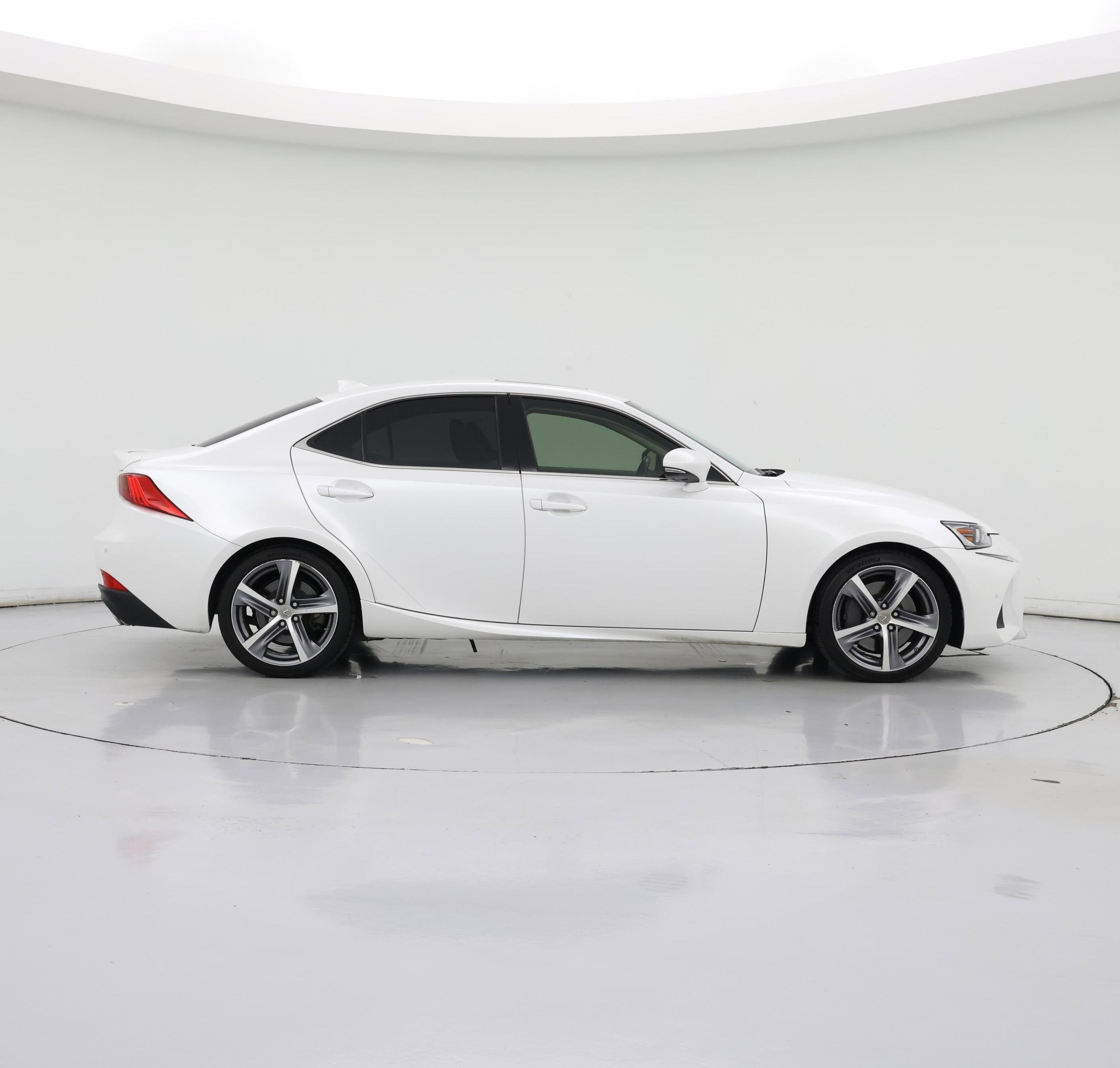 Thumbnail: 2017 Lexus IS - 7