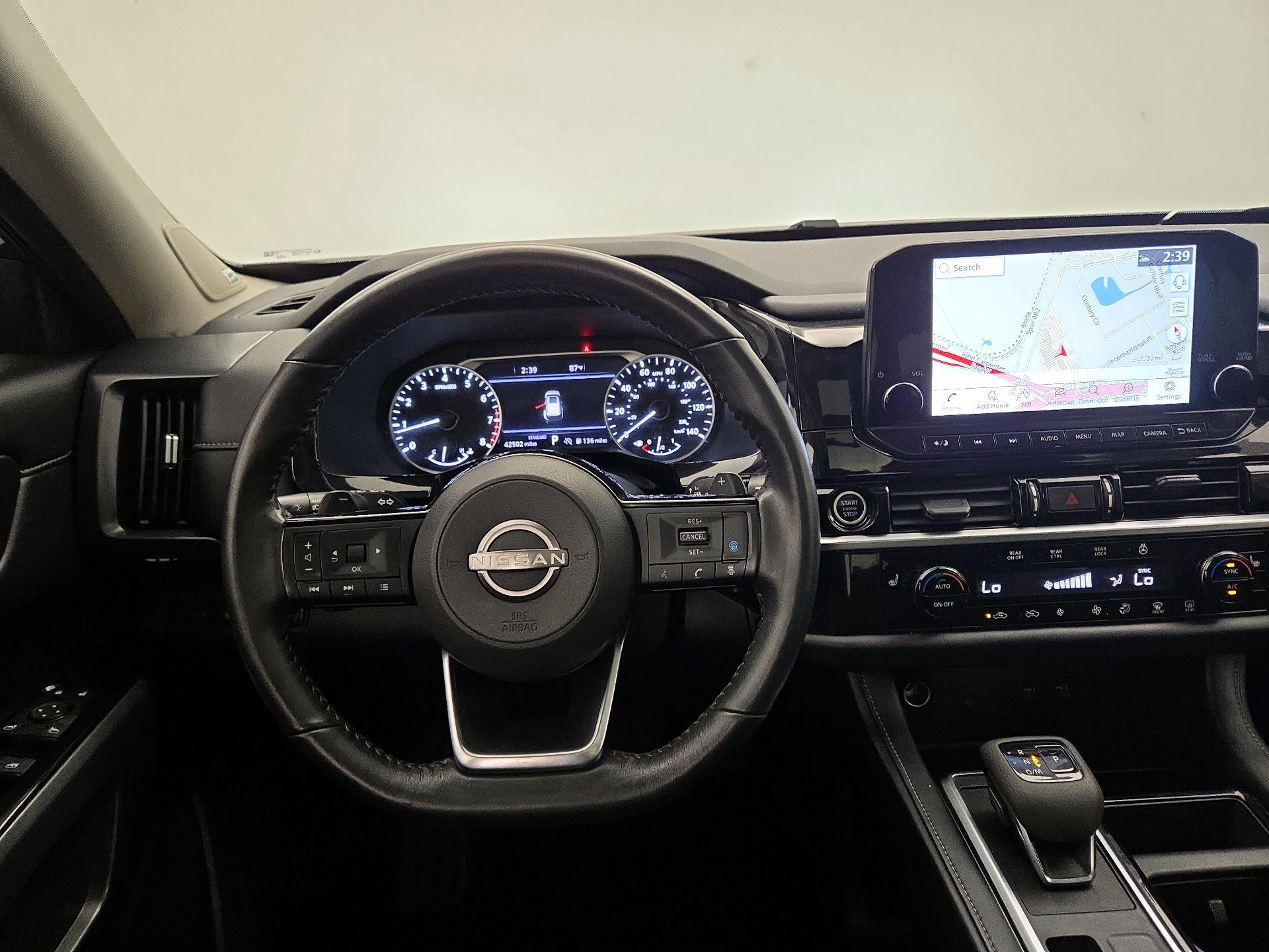 Thumbnail: 2023 Nissan Pathfinder - 10